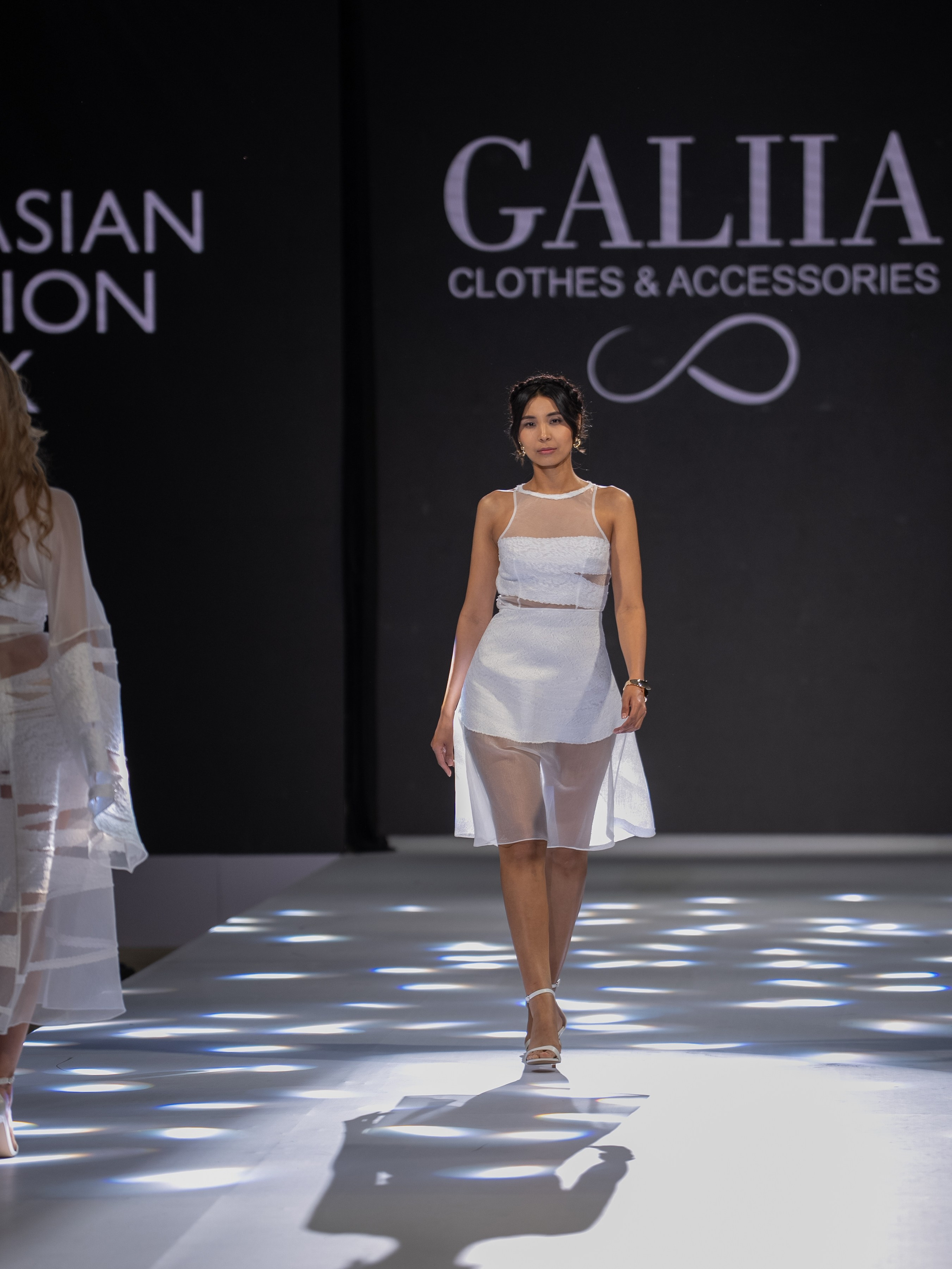 EURASIAN FASHION WEEK Galia. Сайт Алматинского НЮ АРТ, будуар и фэшн фотографа Дениса Карпенко