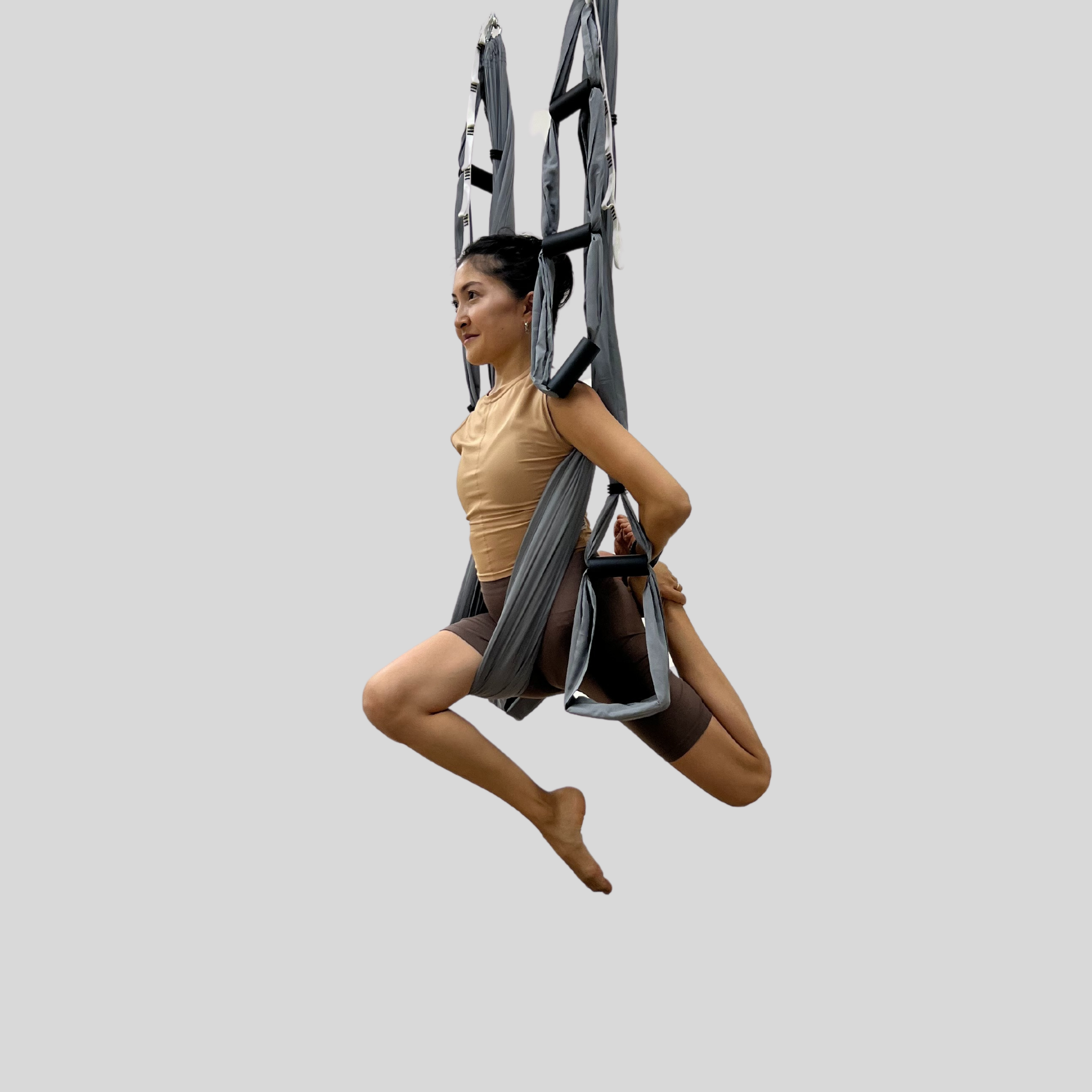 Флай йога, aerial yoga, аэро йога, связка в гамаке, позы в гамаке, aerial yoga exercise, fly yoga practice, fly yoga low, низкий гамак. Преподаю и провожу обучение по флай йоге