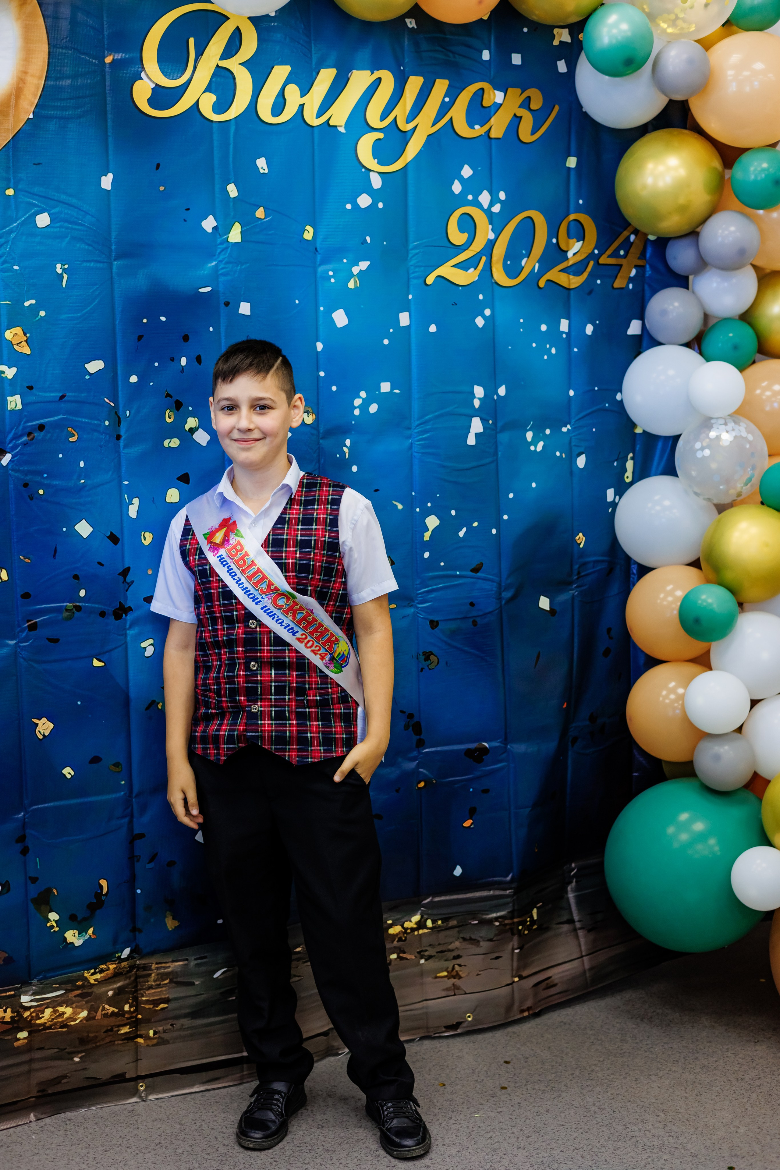 Выпуск 4а 25школа'24 год. Свадебный и семейный фотограф в Армавире