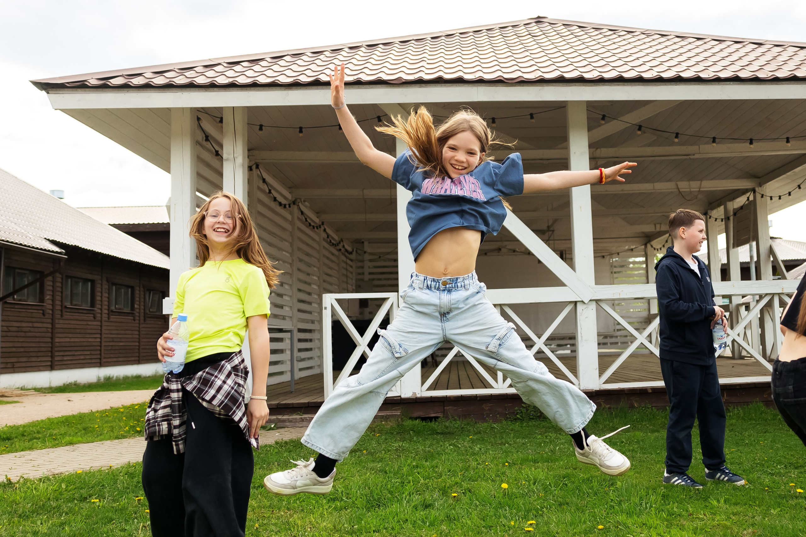 Праздник в честь окончания начальной школы. Фотограф г. Москва Олеся Пантелеева