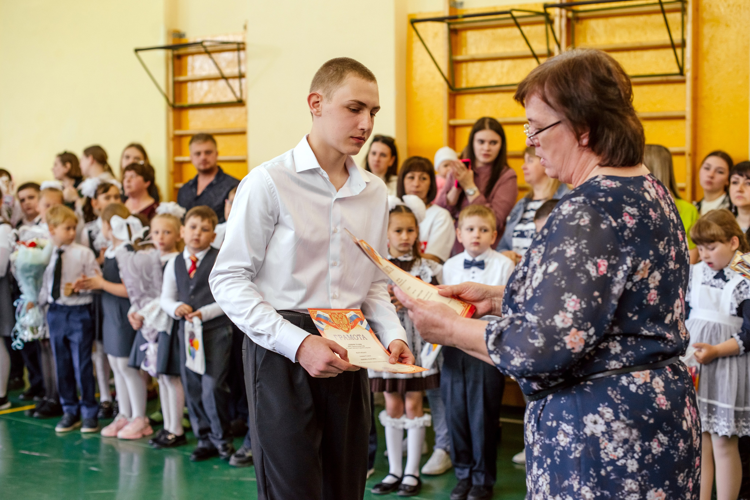 Школа выпускной 2024. Фотограф Галина Лисанова, г. Брянск