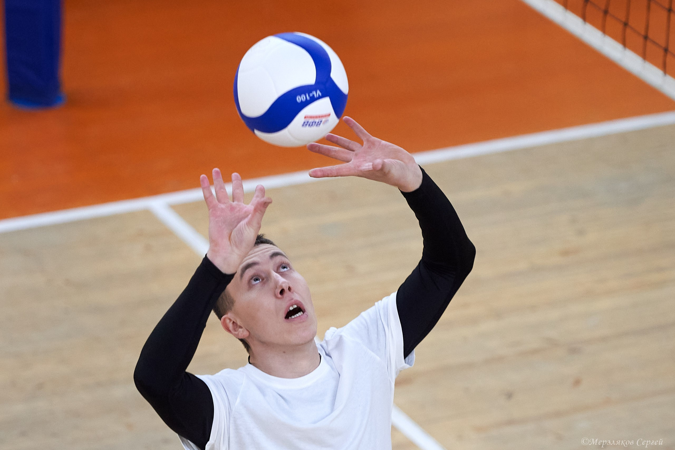 Новогодний турнир по волейболу. Ижевск. 15.12.2023. Спортивный репортажный фотограф в Ижевске Сергей Мерзляков