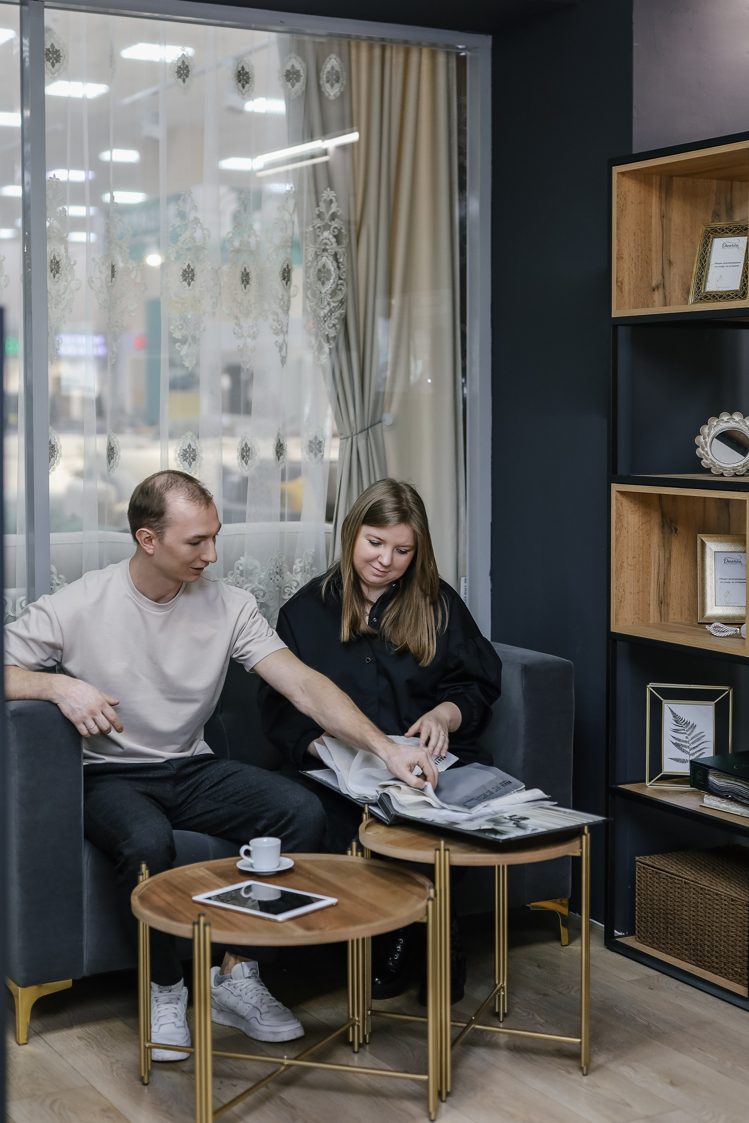 Портьерный салон Декорика. Фотопродакшн продающего контента