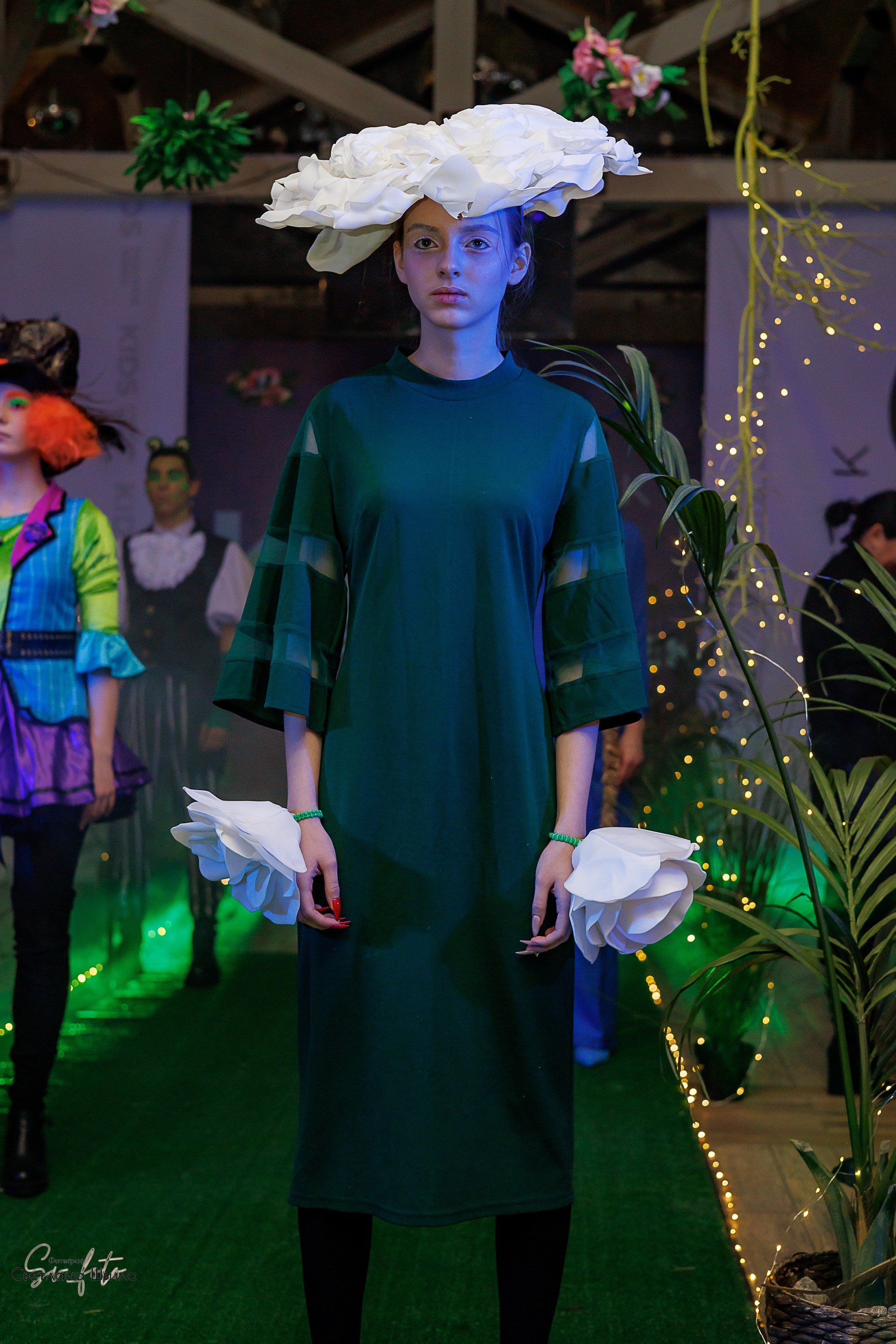 Smolensk Fashion Week_показы_ДЕНЬ 3_ФИНАЛ_Алиса в стране чудес. Главная