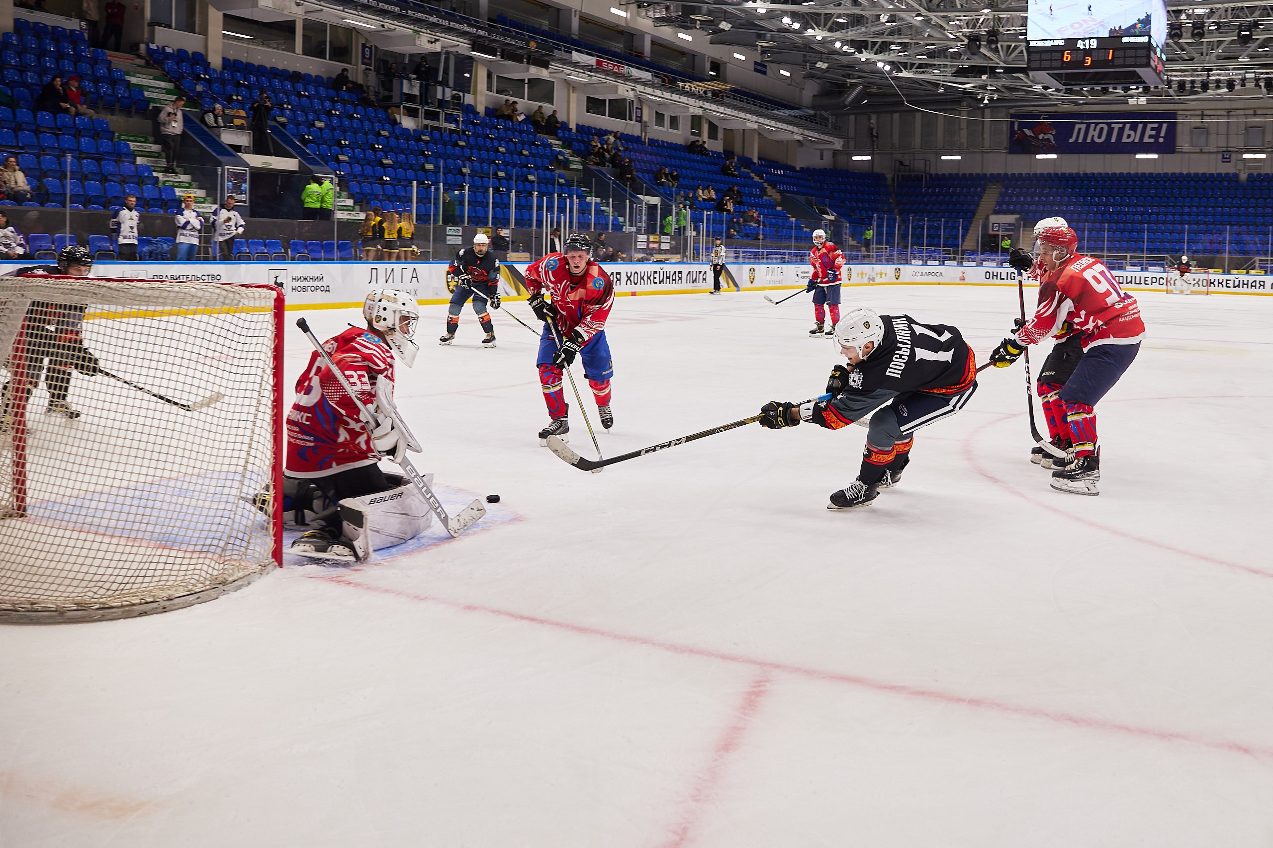 Репортаж. Офицерская хоккейная лига 2025 год. Спортивный фотограф Некрасов Денис