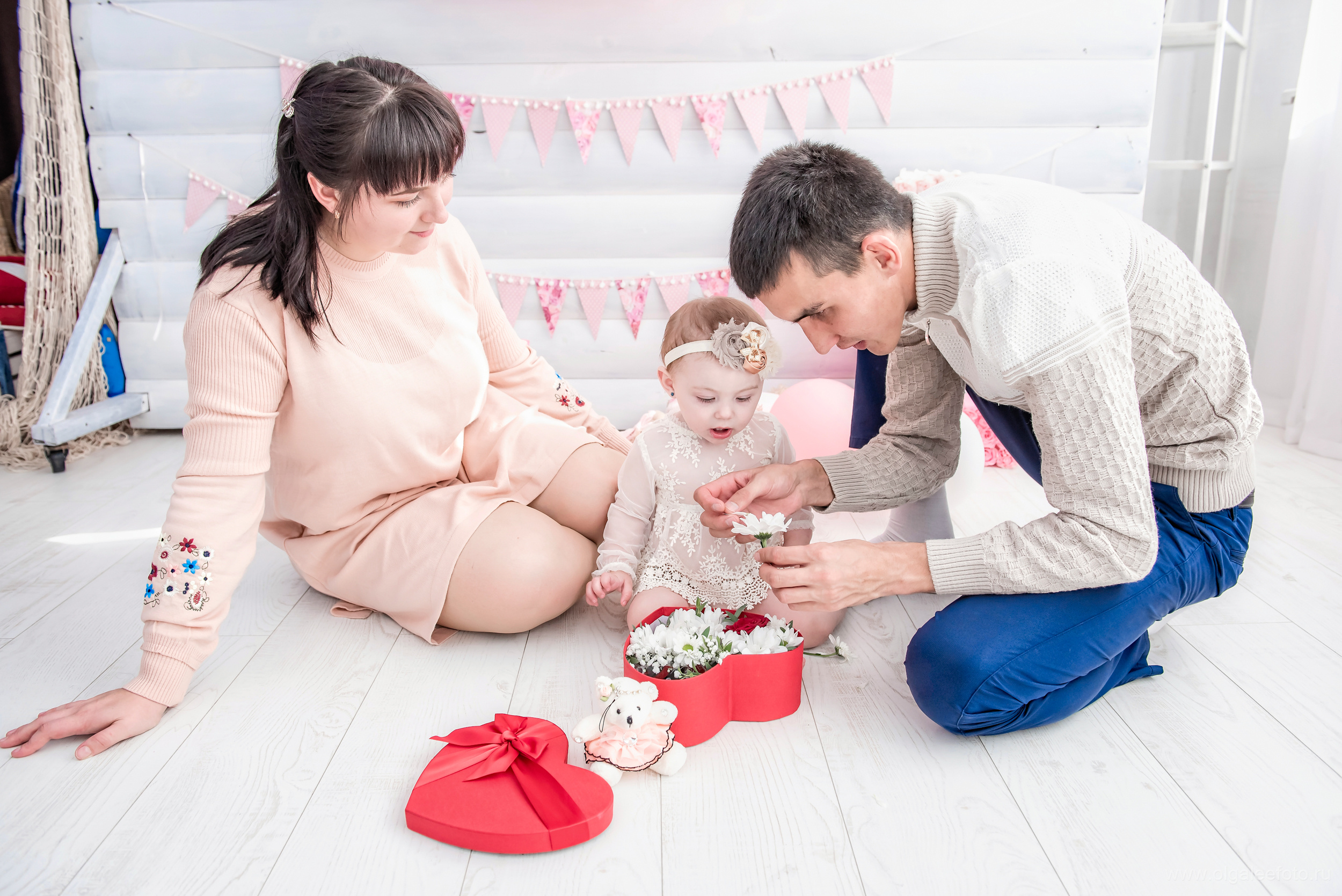 Алиса годик. Ольга Ли свадебный семейный фотограф Иркутск