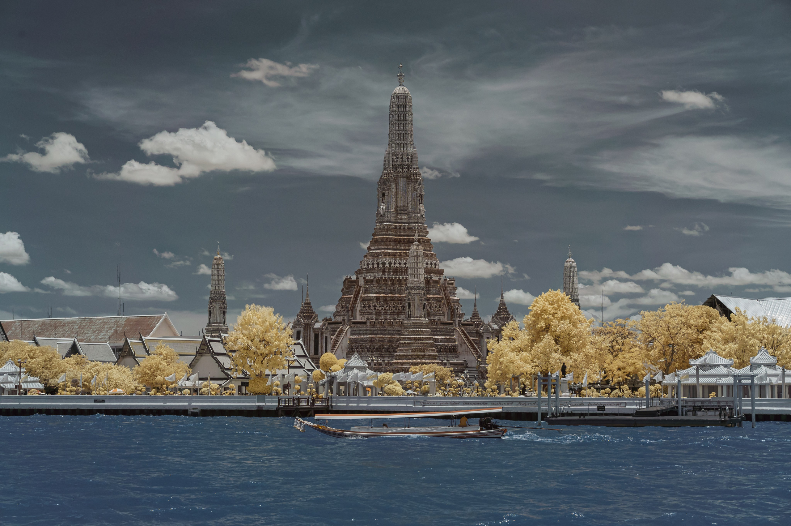 Инфракрасная фотография. Портретный, репортажный и свадебный фотограф в Екатеринбурге Денис Южаков