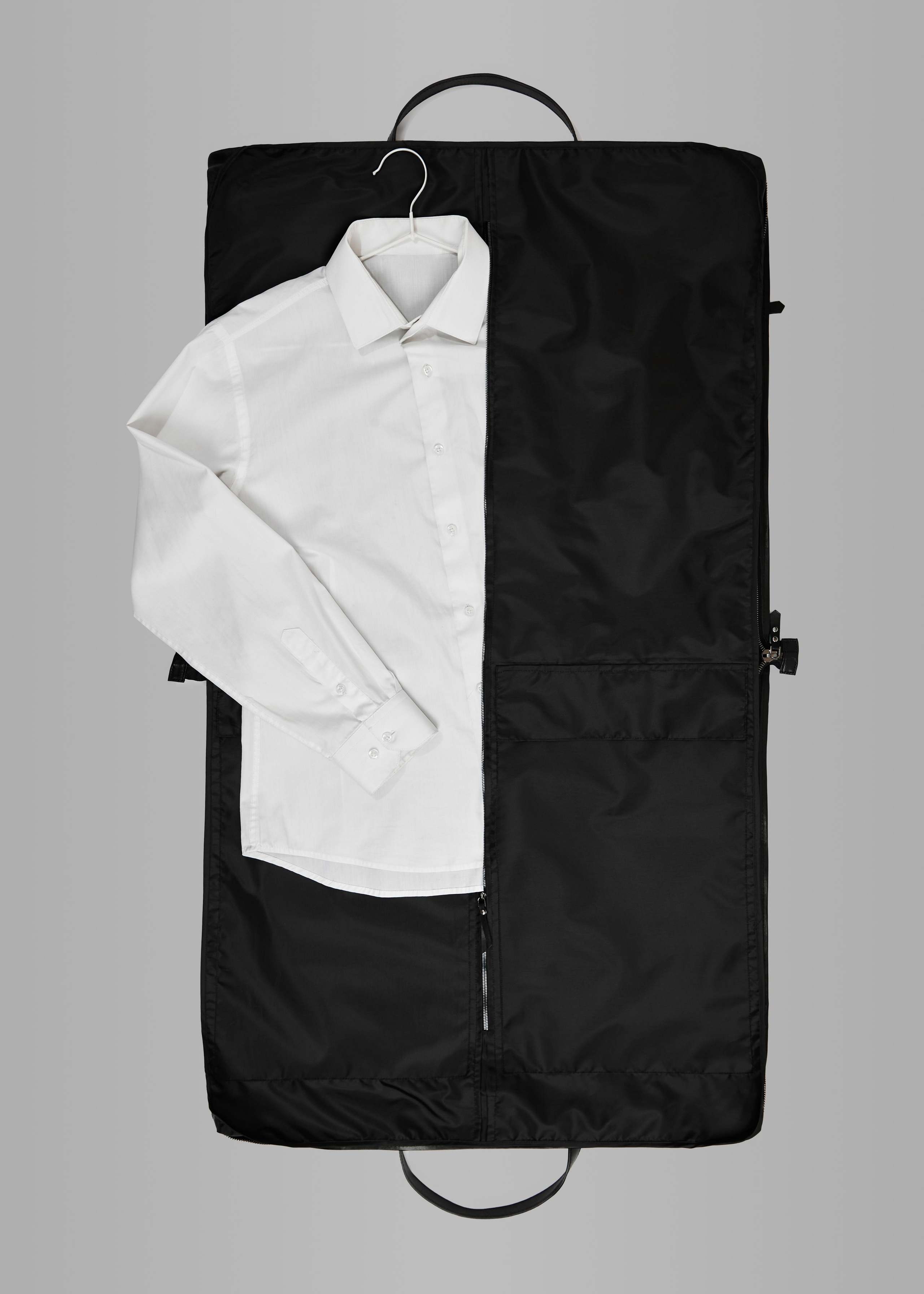 Портплед. Частный мастер — дизайнер по созданию аксессуаров из кожи Олег Шарыгин