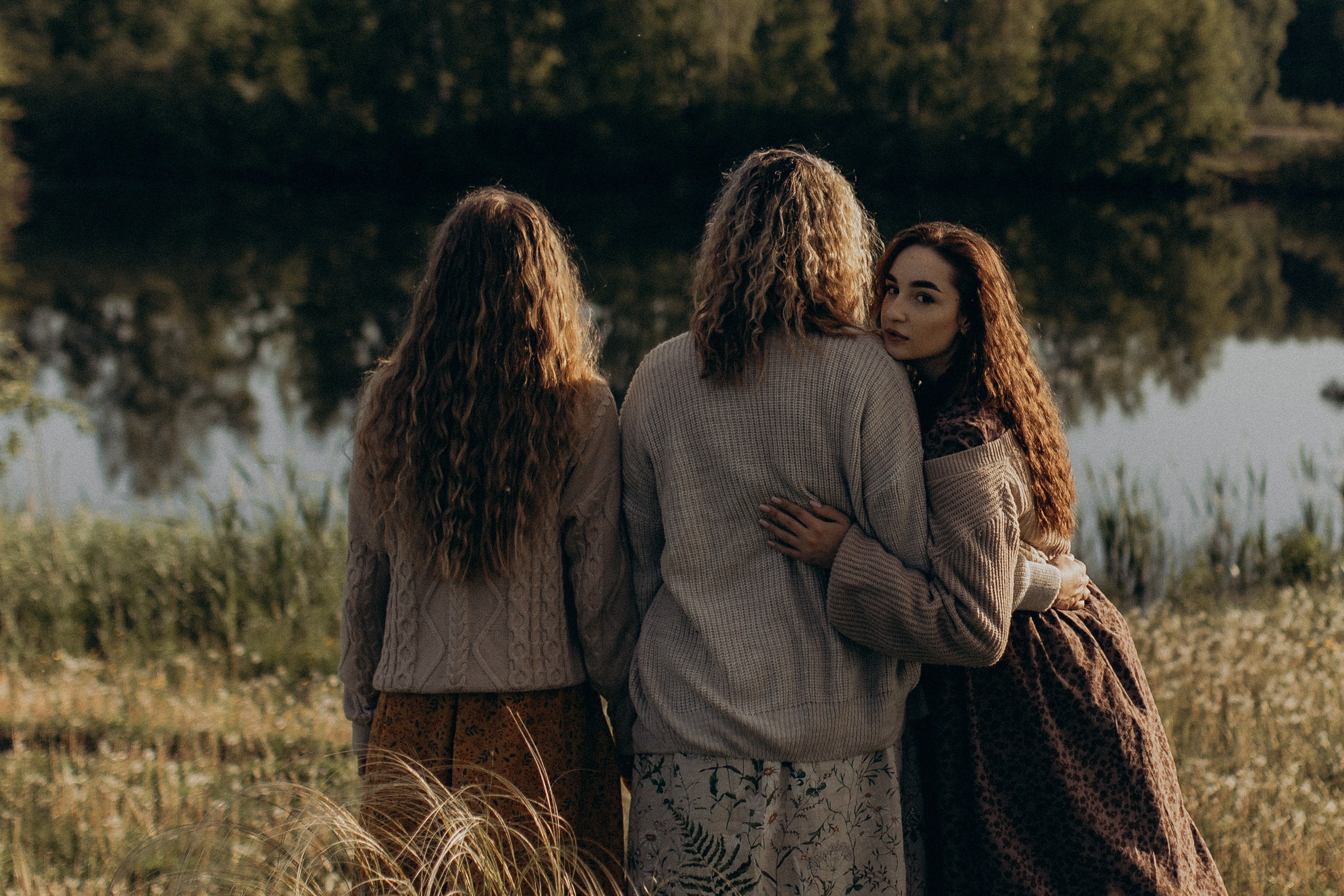 Настя с Дарьей и Ульяной. Семейный фотограф lifestyle в Новосибирске Елена Шпилевая