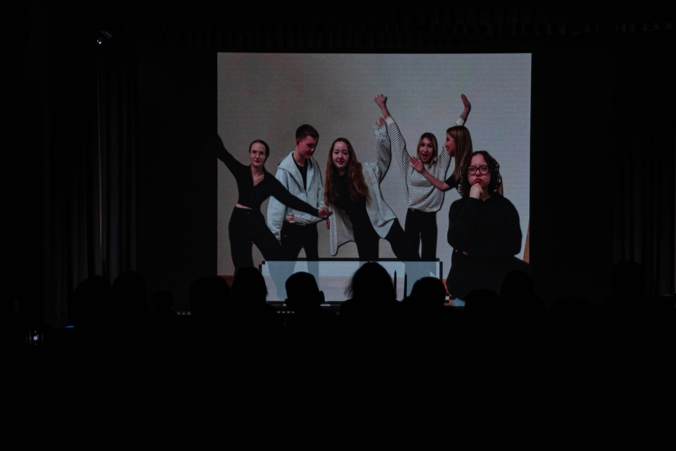 День первокурсника в Екатеринбургской академии современного искусства