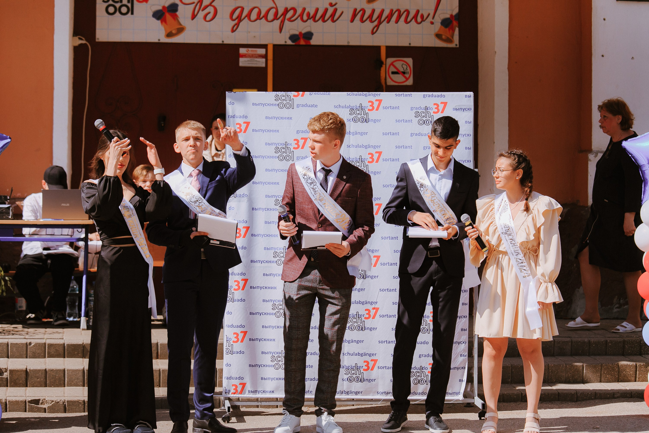 Портфолио фотографа на последний звонок. Свадебный и репортажный фотограф в Ярославле и Санкт-Петербурге Роман Микрюков