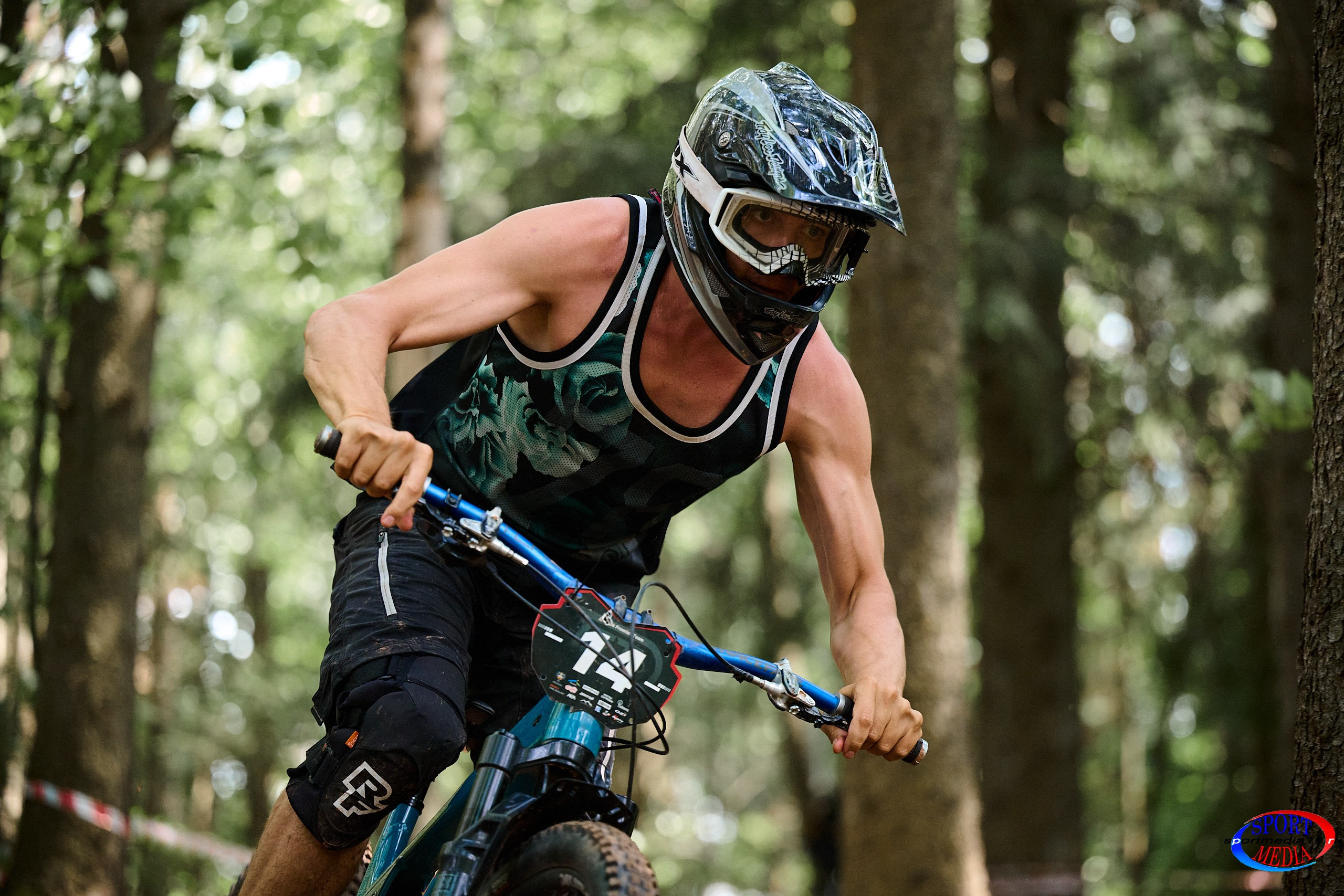 Чемпионат Удмуртии по скоростному спуску (Даунхилл). Ижевск. 07.07.20. Спортивный репортажный фотограф в Ижевске Сергей Мерзляков
