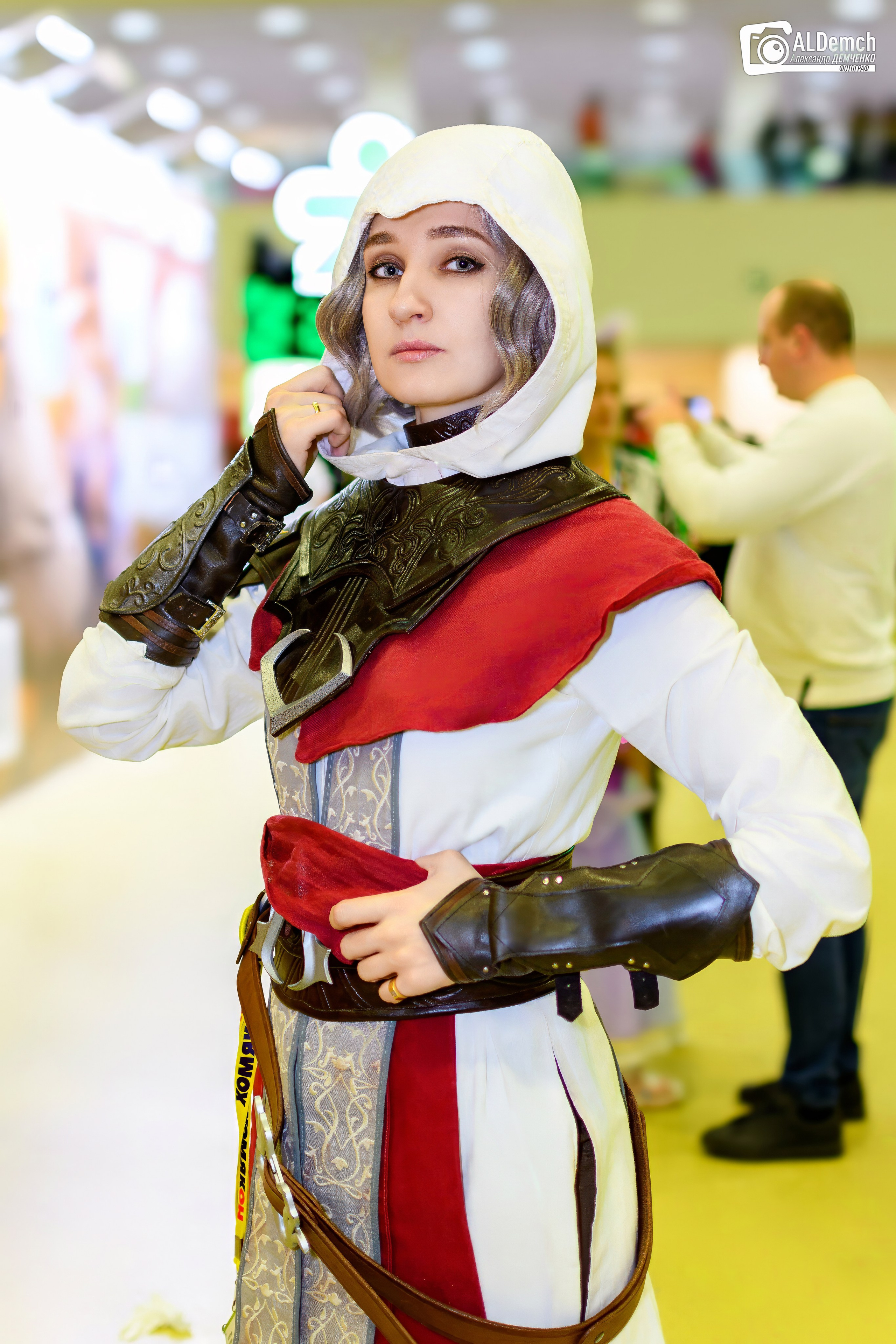 Assassins Creed картинки персонажей игры и косплей фото