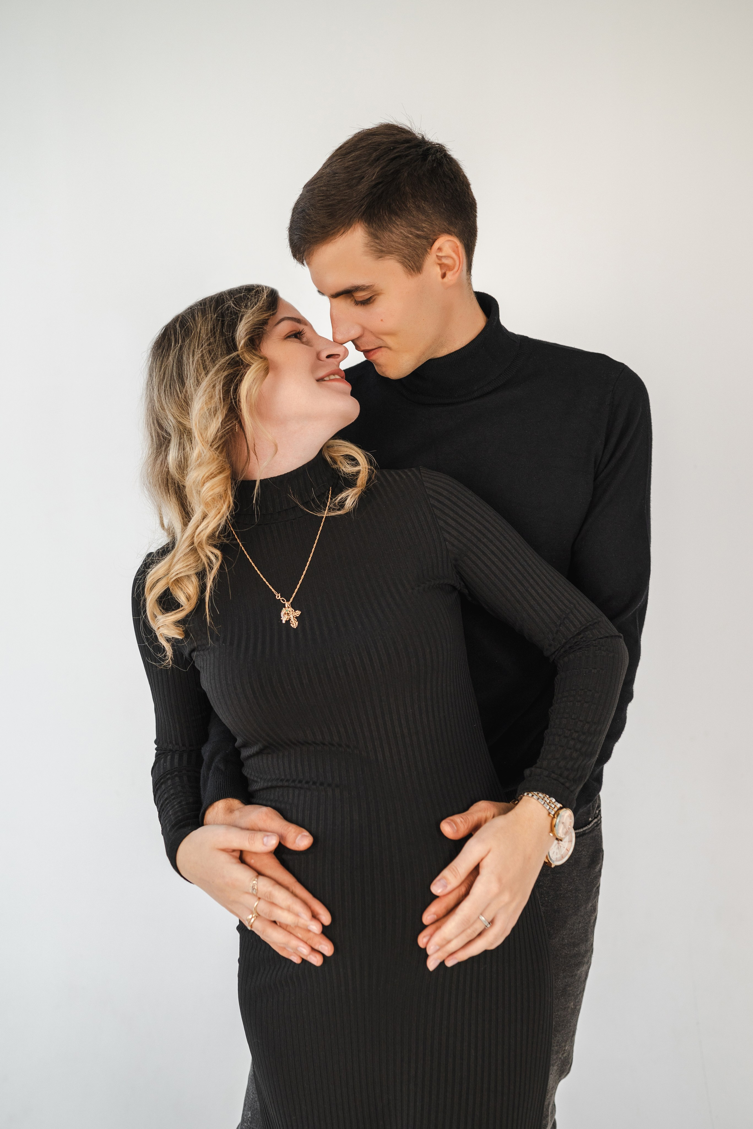 Фотосессия беременности в ожидании. Фотограф в Каменске-Шахтинском Ольга Сагал