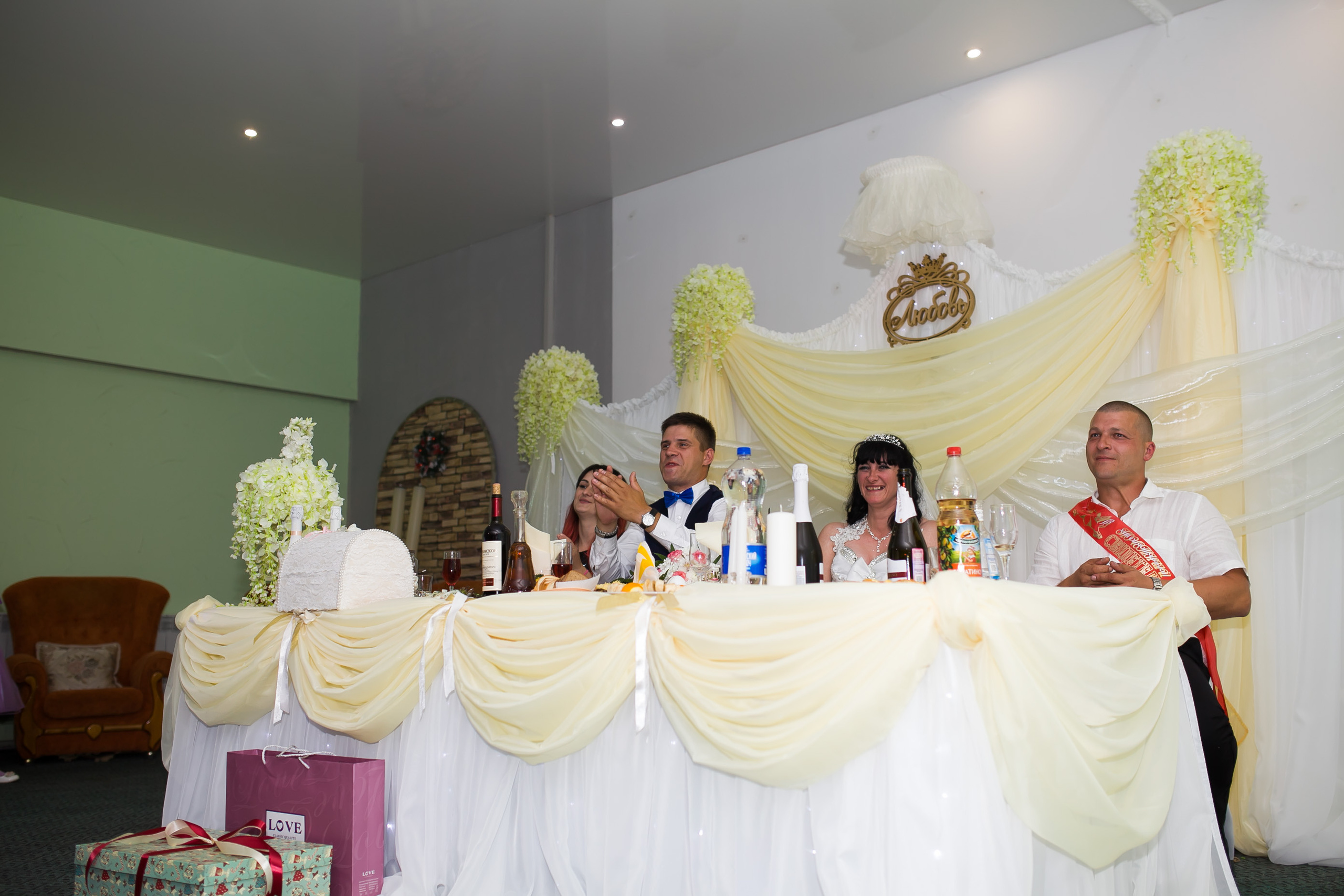 Михаил и Юлия. Дизайн интерьера Керчь, дизайнер интерьера Еремина Мария Керчь, Симфер