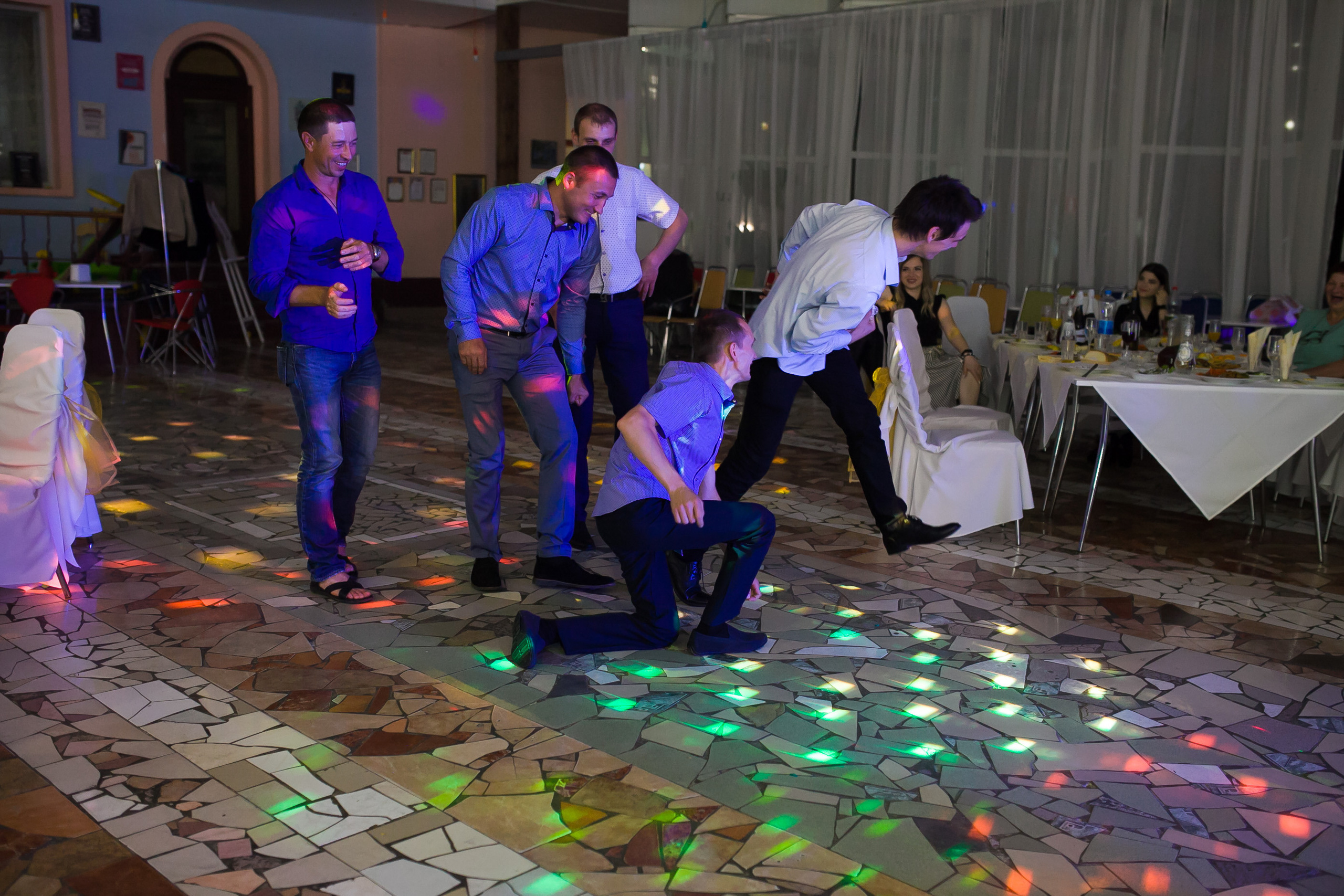 Михаил и Юлия. Дизайн интерьера Керчь, дизайнер интерьера Еремина Мария Керчь, Симфер