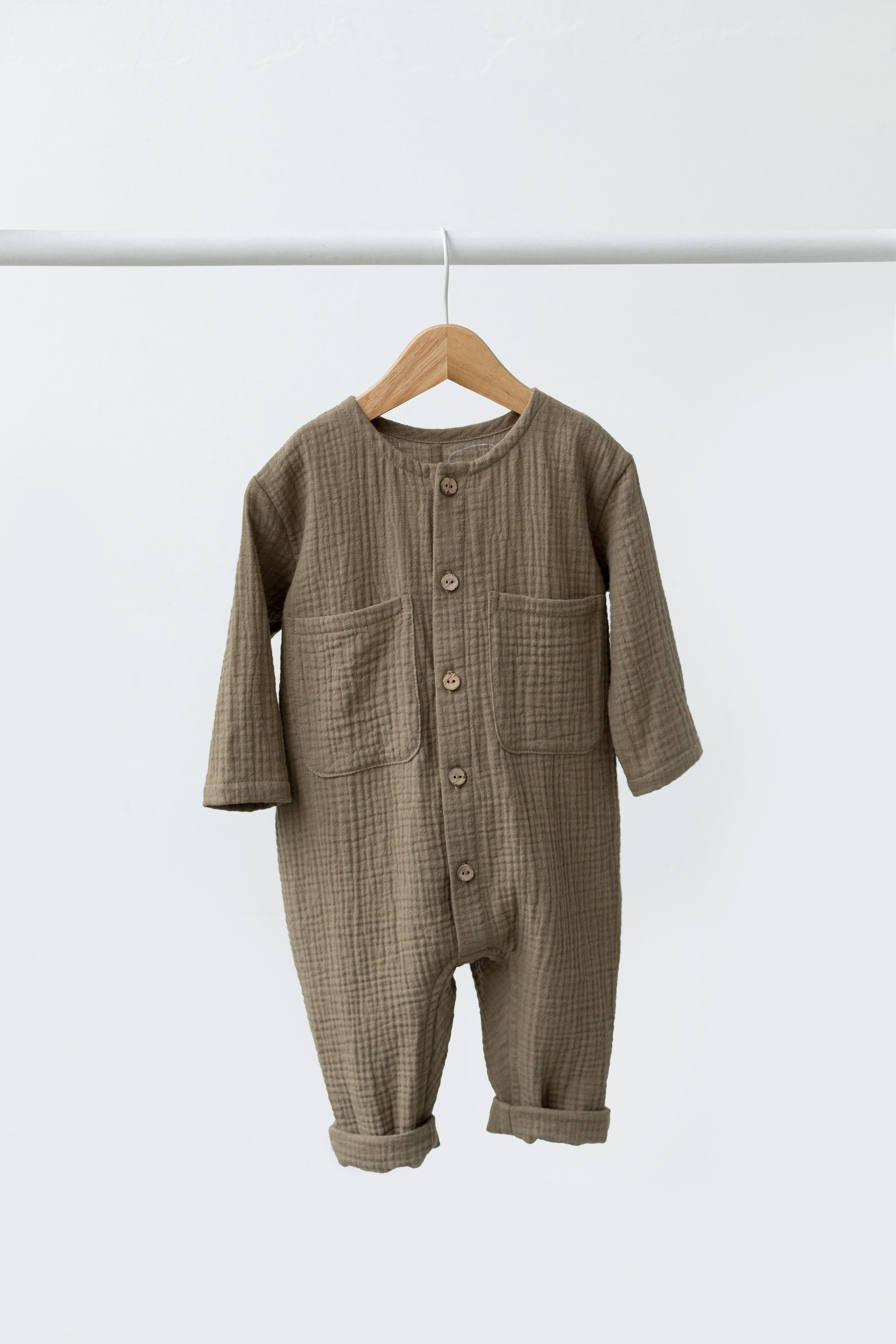 Съемка детской одежды бренда mamalanka для Ozon и соц сетей. Детский и контент фотограф Надя Волкова Санкт-Петербург