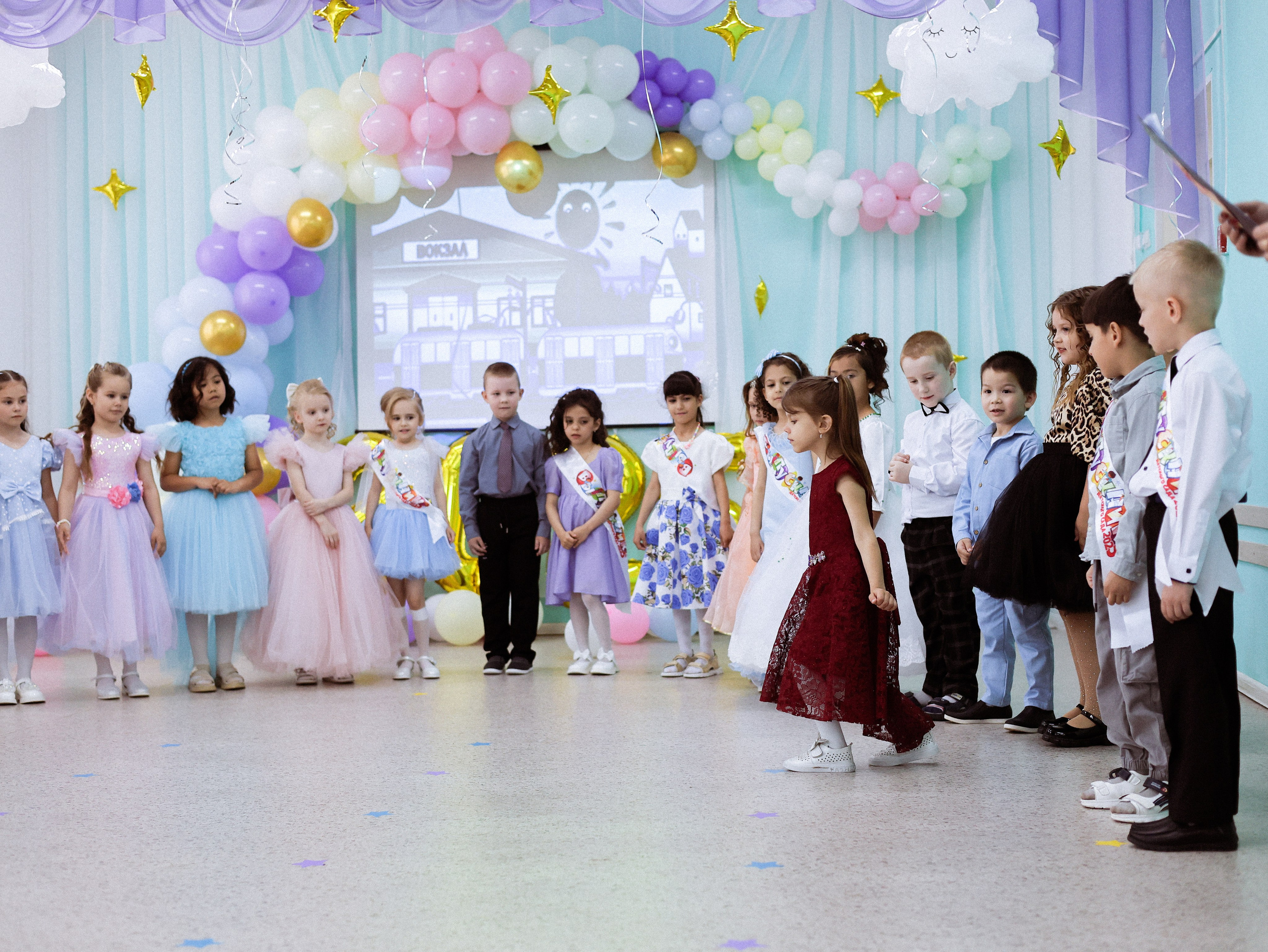 Выпускной в саду. Мания, портретный фотограф в городе Оренбург