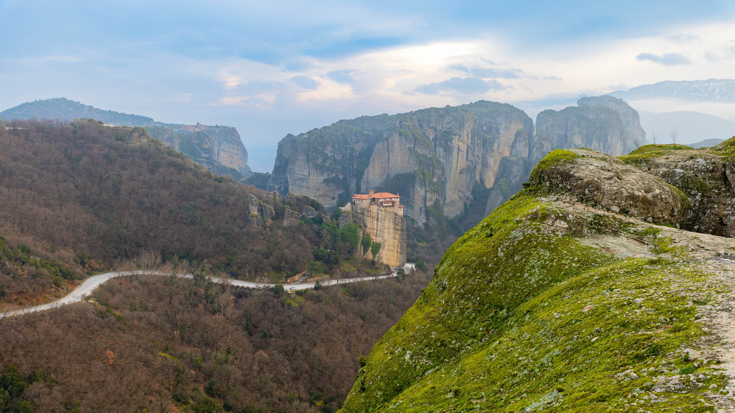 2025 0 2. Греция, Метеоры — Турция, Стамбул. Фотографии