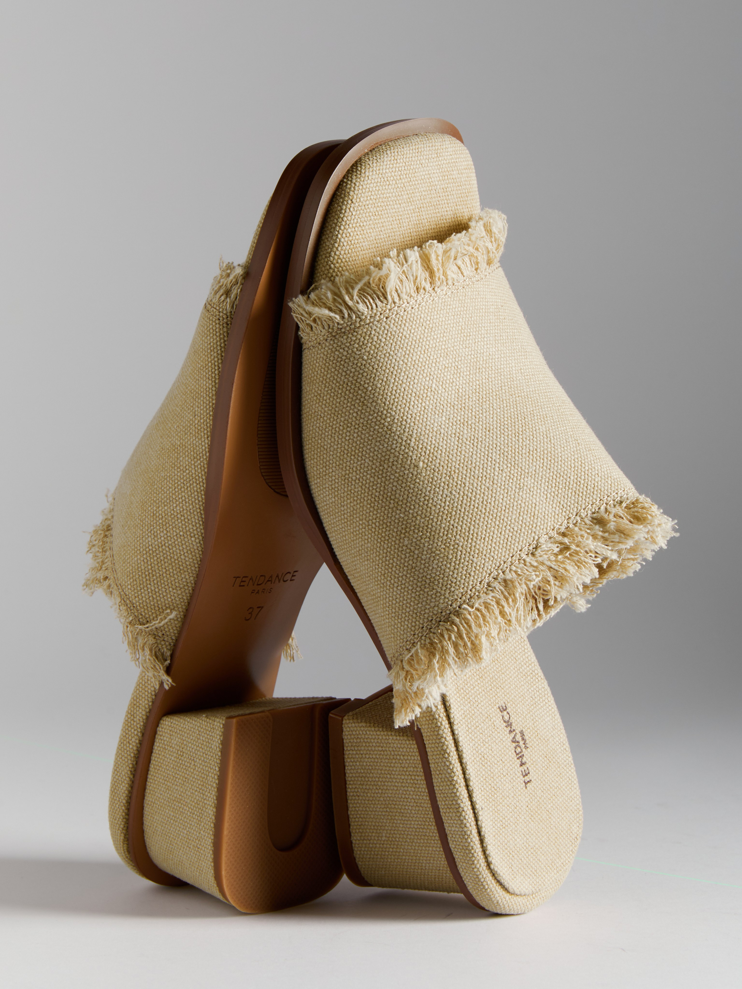 Предметный фотограф в Москве Евгений Шубин