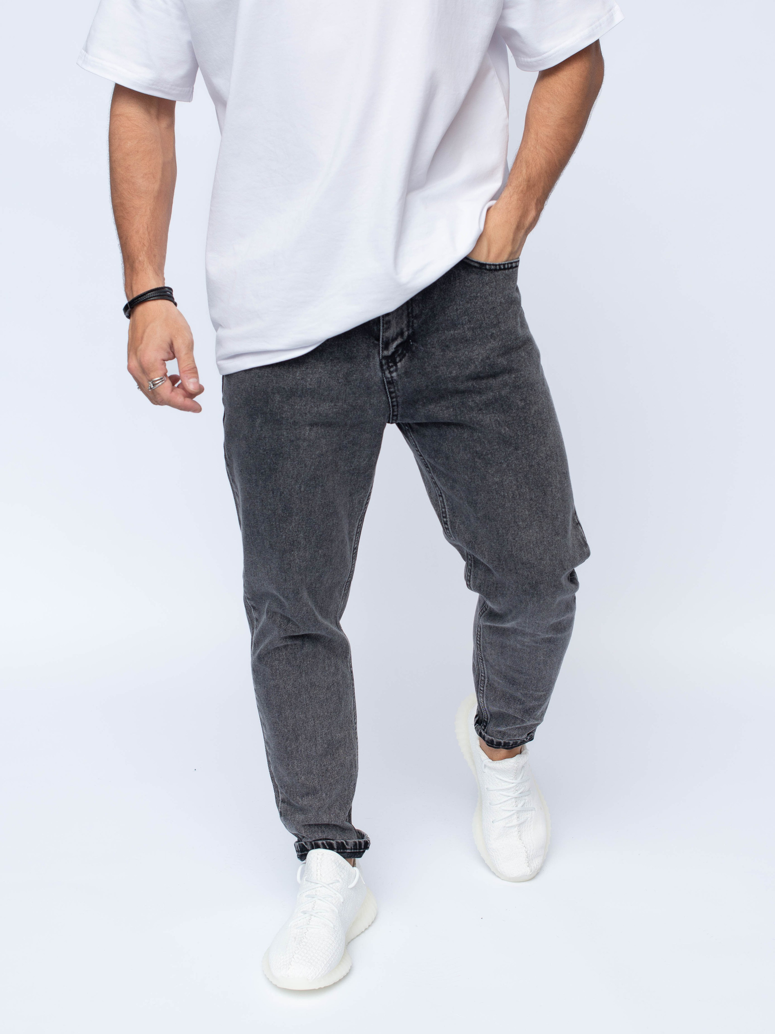 Джинсы для WB. Фотограф Марина Кукляева