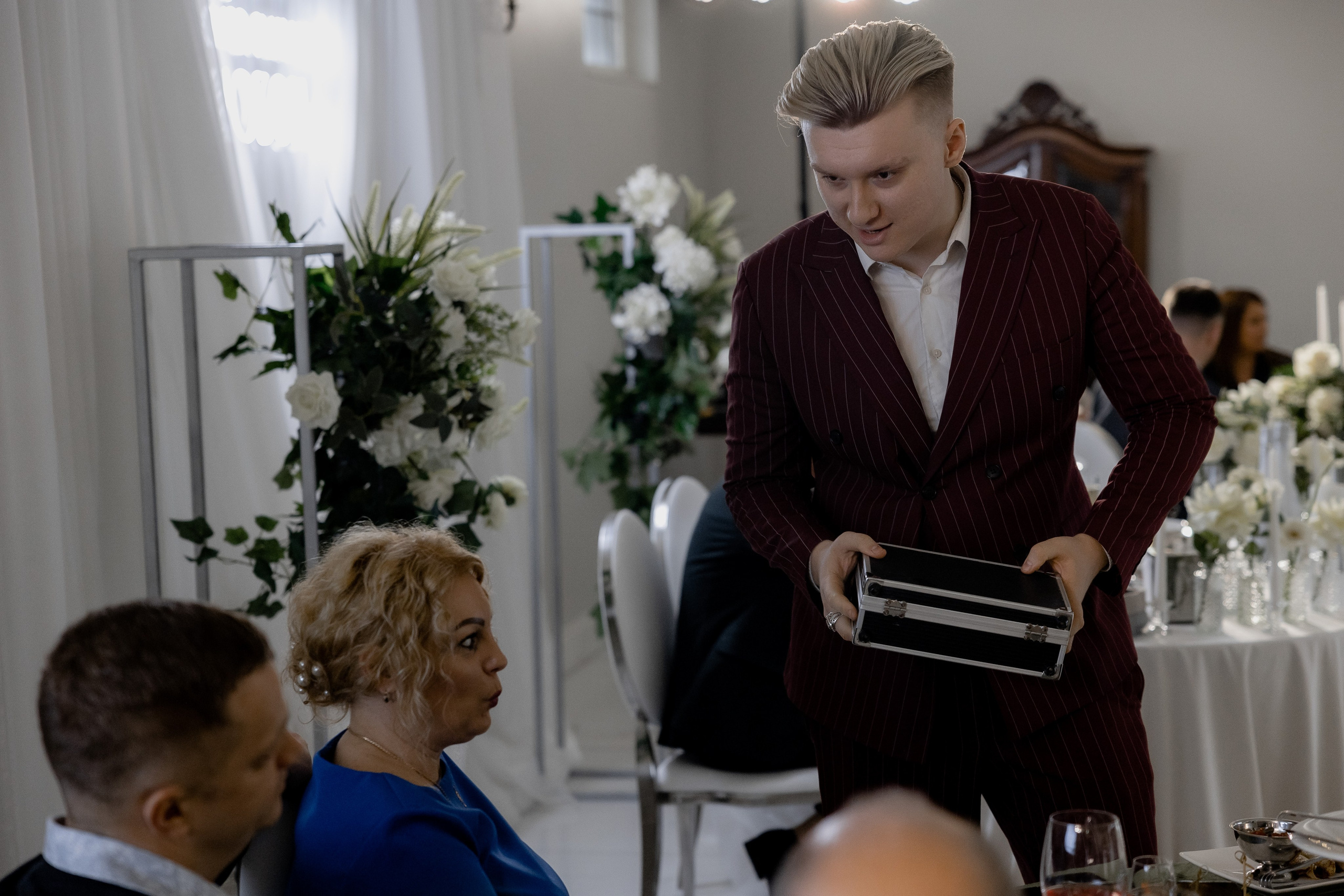 Банкет Усадьба зал «Конюшня». Свадебный фотограф Калининград