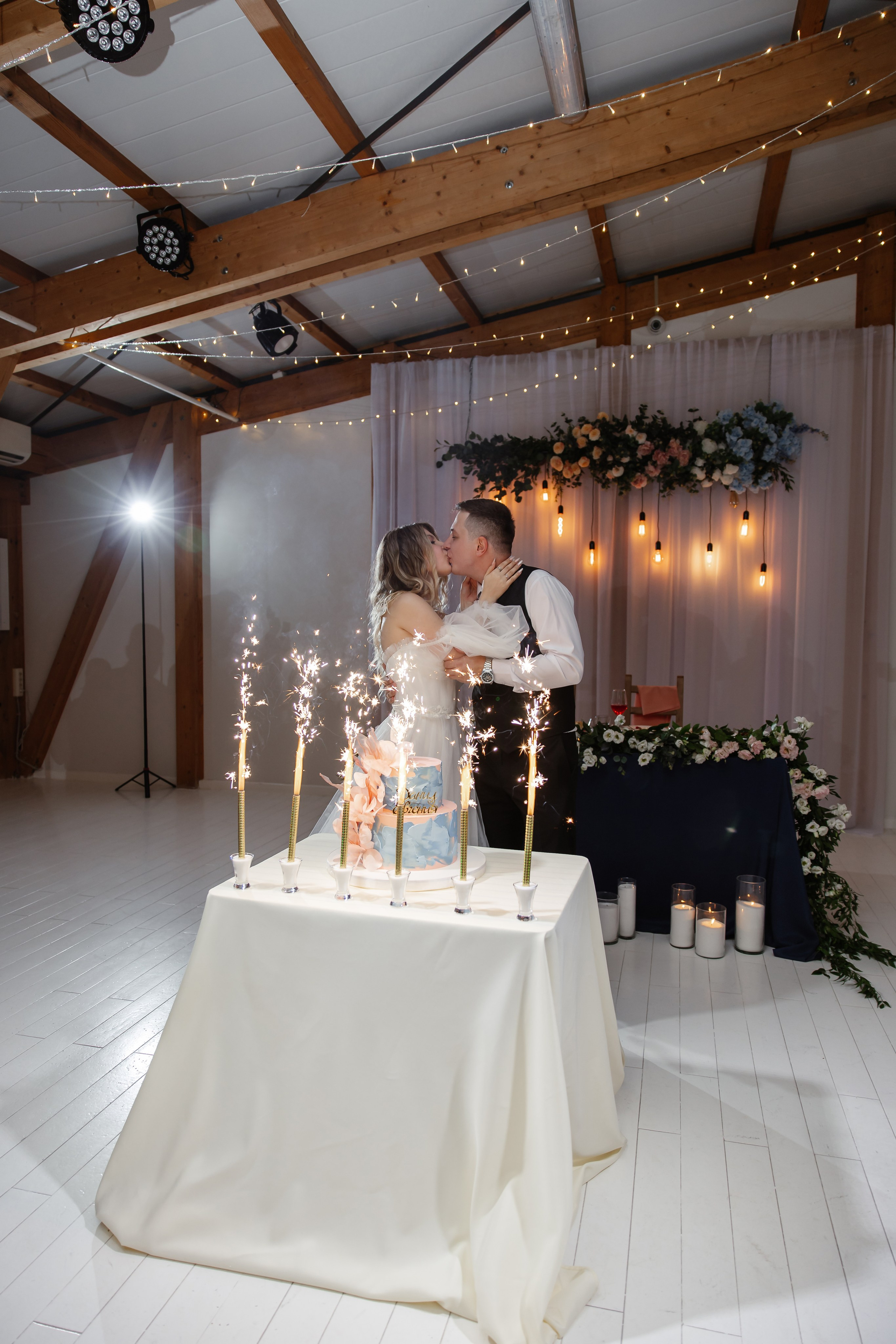 Фотограф на свадьбу на полный день. Фотограф, видеограф на свадьбу в Москве Никита Назаров