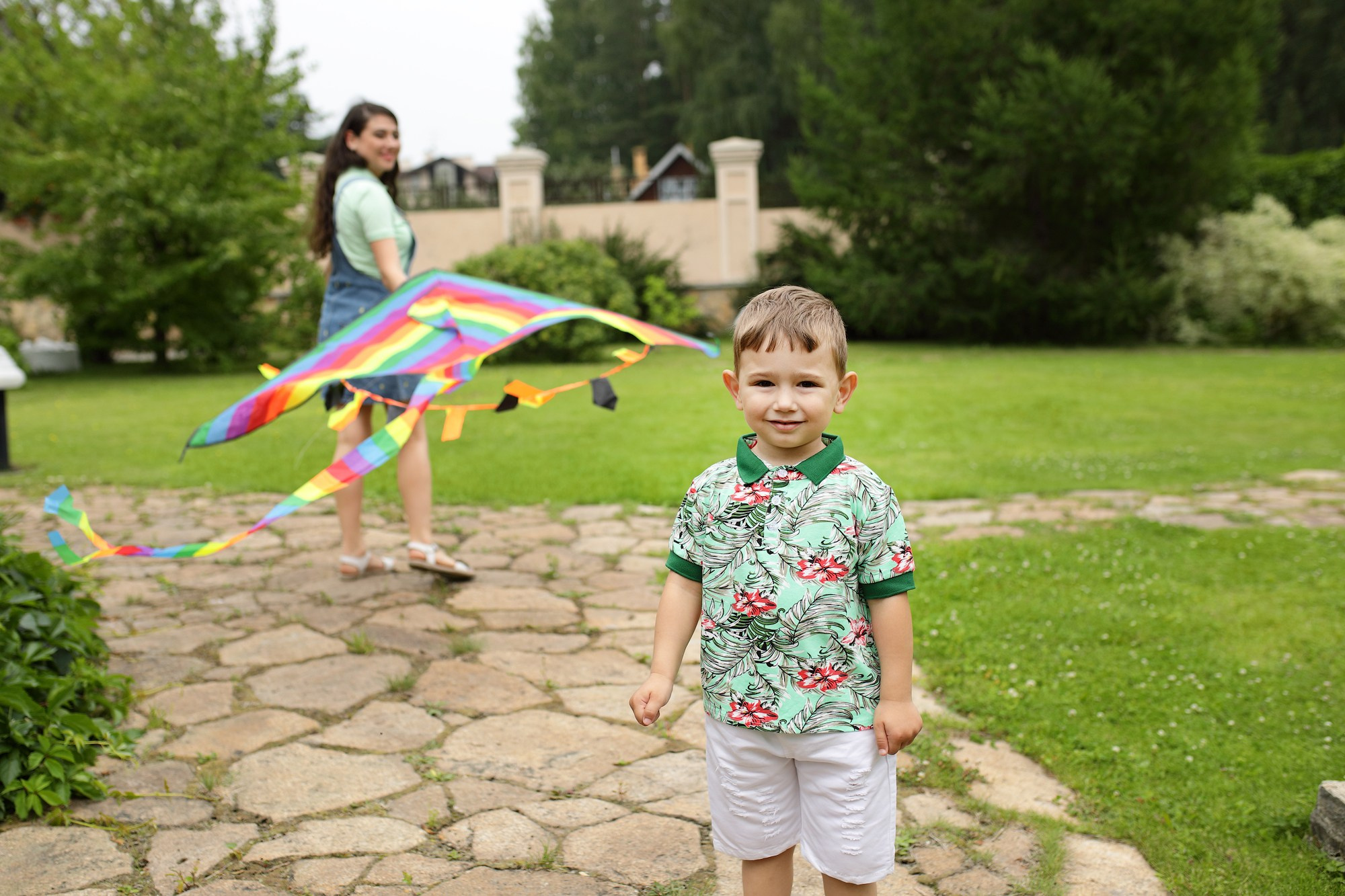 Семейные фотосессии на улице. Свадебный и семейный фотограф и видеограф в Екатеринбурге Полянские Тимур и Анастасия