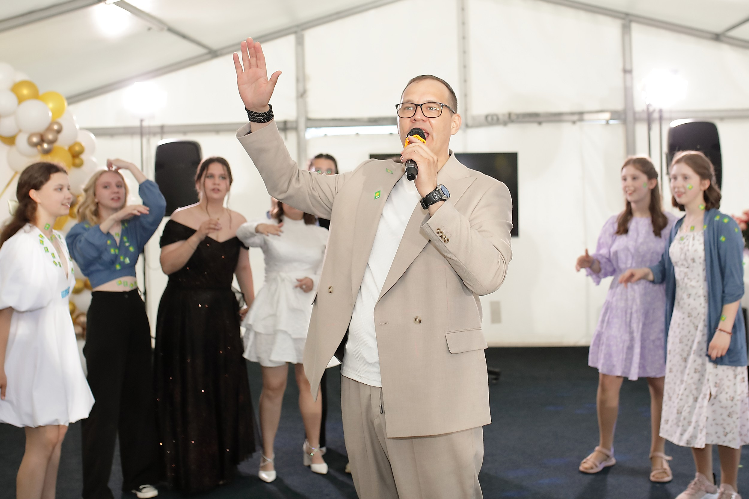 Выпускной 9 класс Коматек. Свадебный и семейный фотограф и видеограф в Екатеринбурге Полянские Тимур и Анастасия