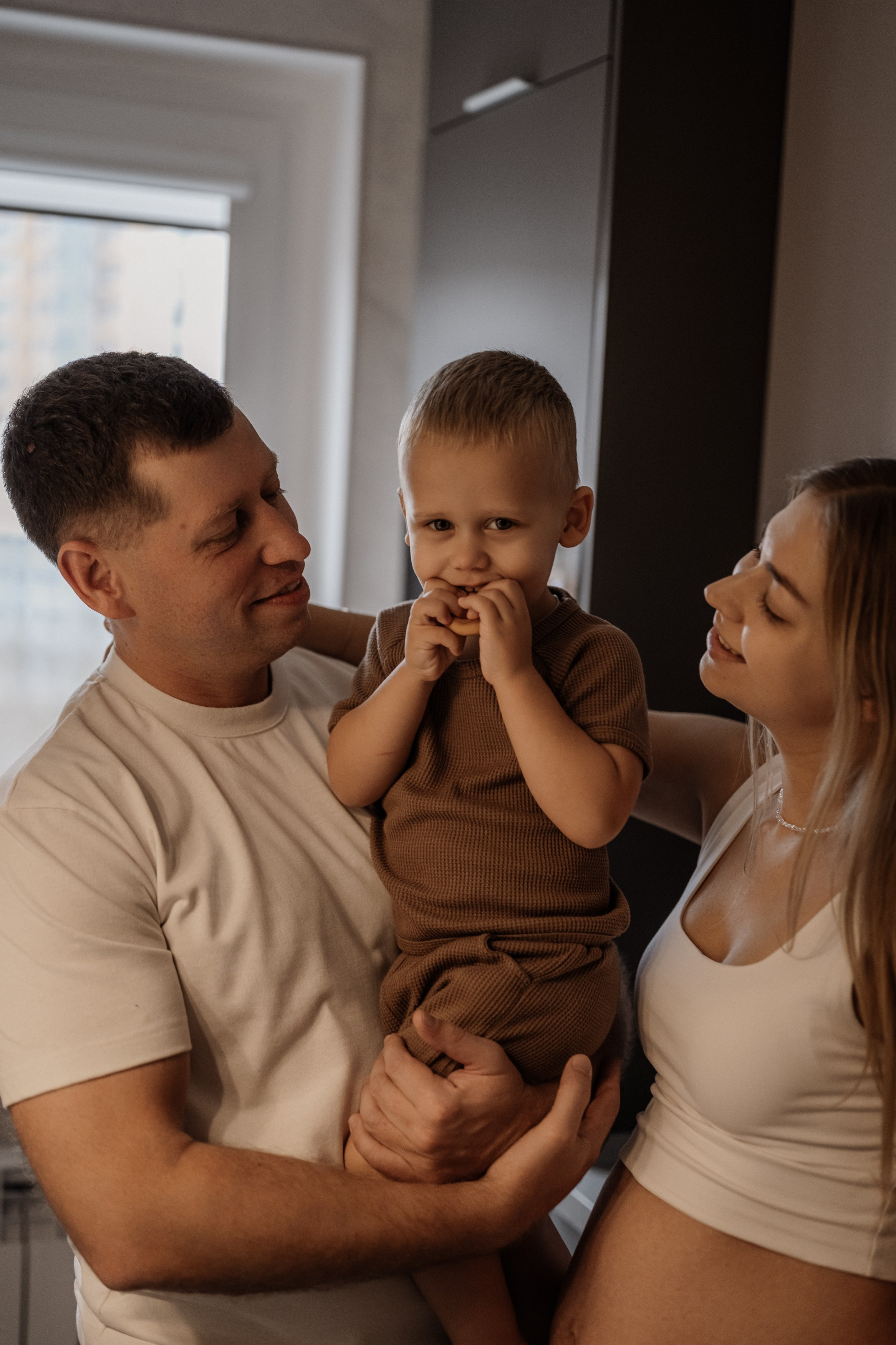 Домашняя фотосессия. Свадебный и семейный фотограф в Сочи Никита Пищов