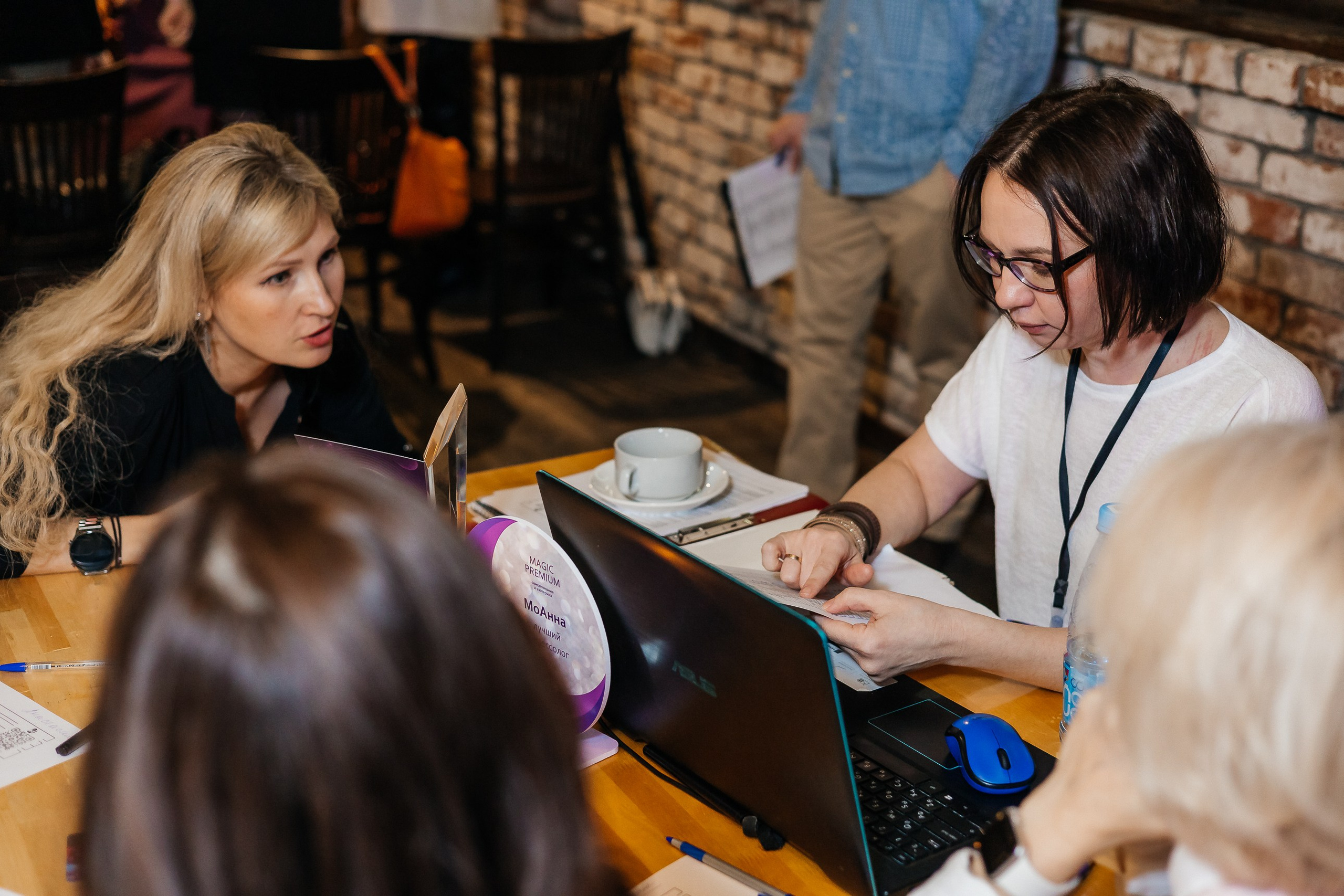 Фотосъёмка мероприятий. Женский и событийный фотограф в Новосибирске Оксана Чумакова