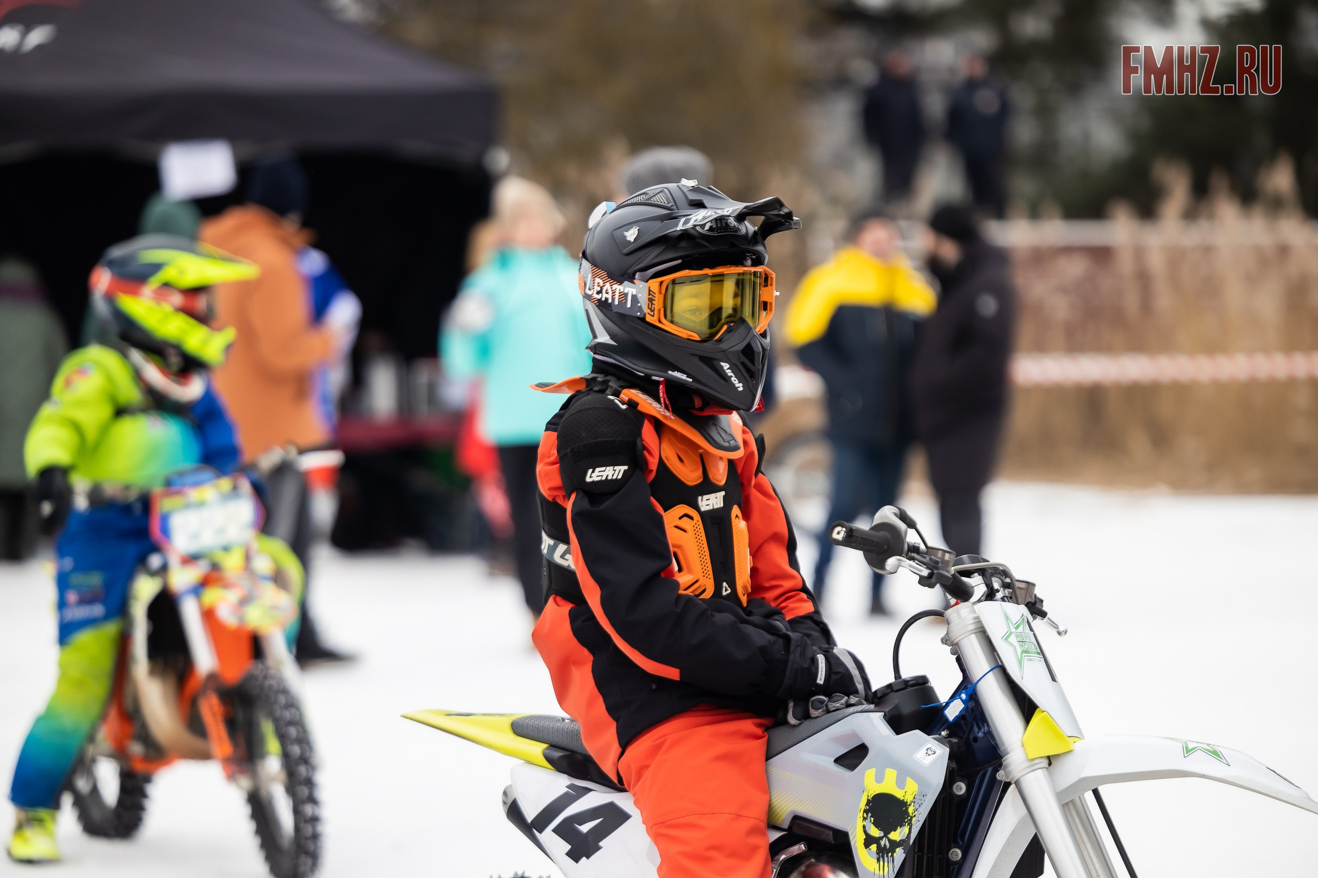 Первый этап Кубка МФР по мотокроссу на льду Большого Крылатского пруда в Москве. 8 февраля 2025 г. Фотограф Владимир Охрименко