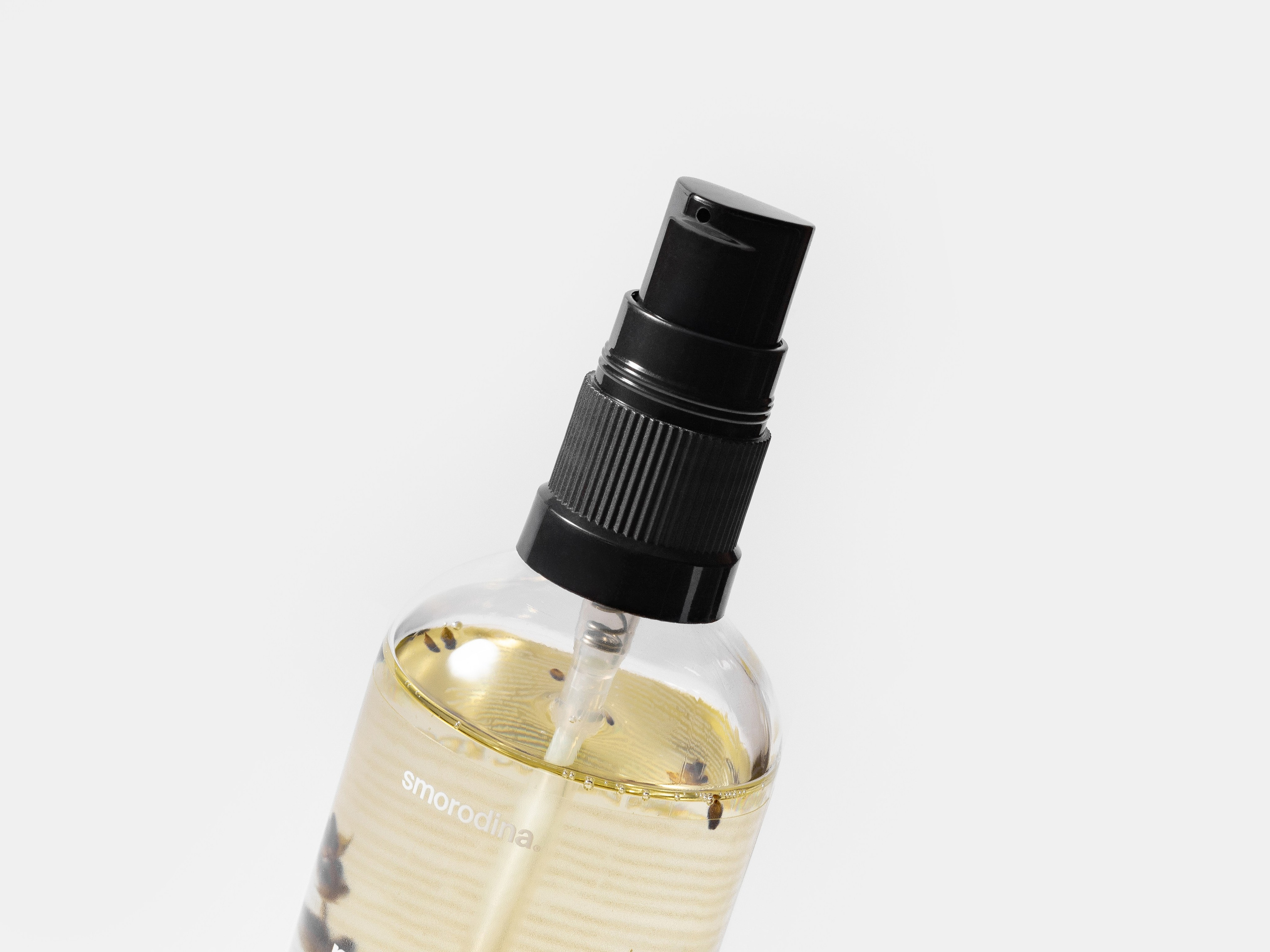 Каталожная съемка гидрофильного масла SMORODINA. СЕМЕЙНЫЙ И ПРЕДМЕТНЫЙ ФОТОГРАФ — ЛЕНА ГОНЧАР | КРАСНОДАР | МАЙКОП