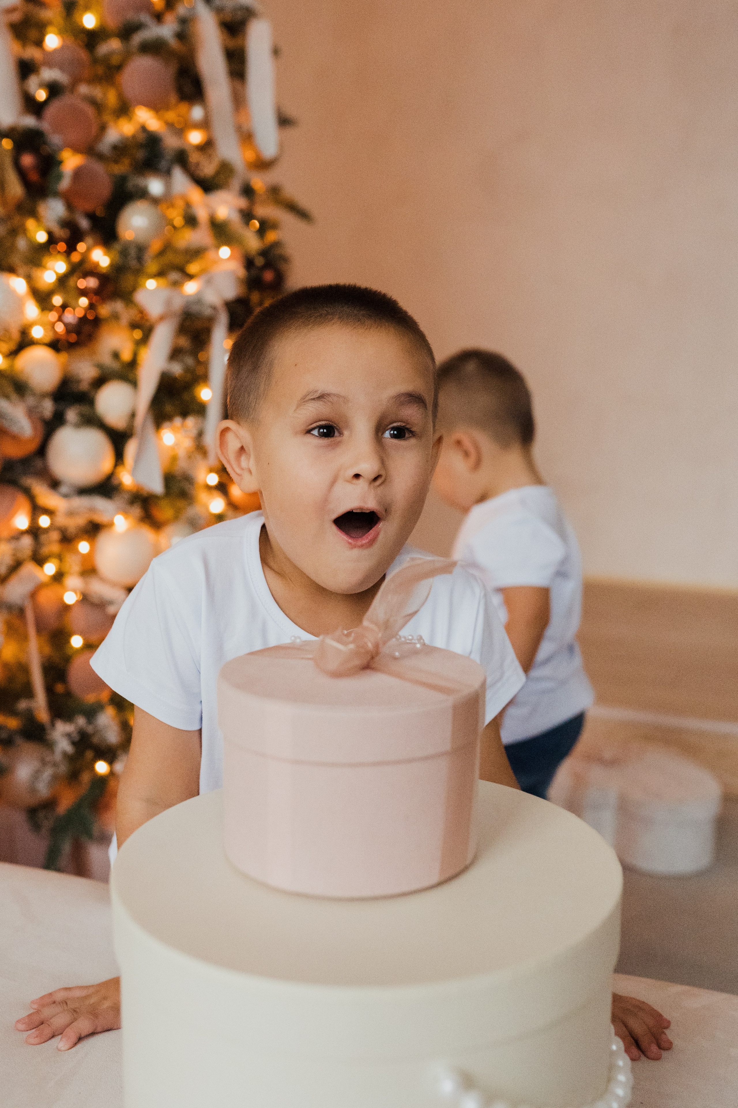 Семейная фотосессия в студии в Москве, семейный фотограф Анна Полушина. Свадебный фотограф в Москве Анна Полушина