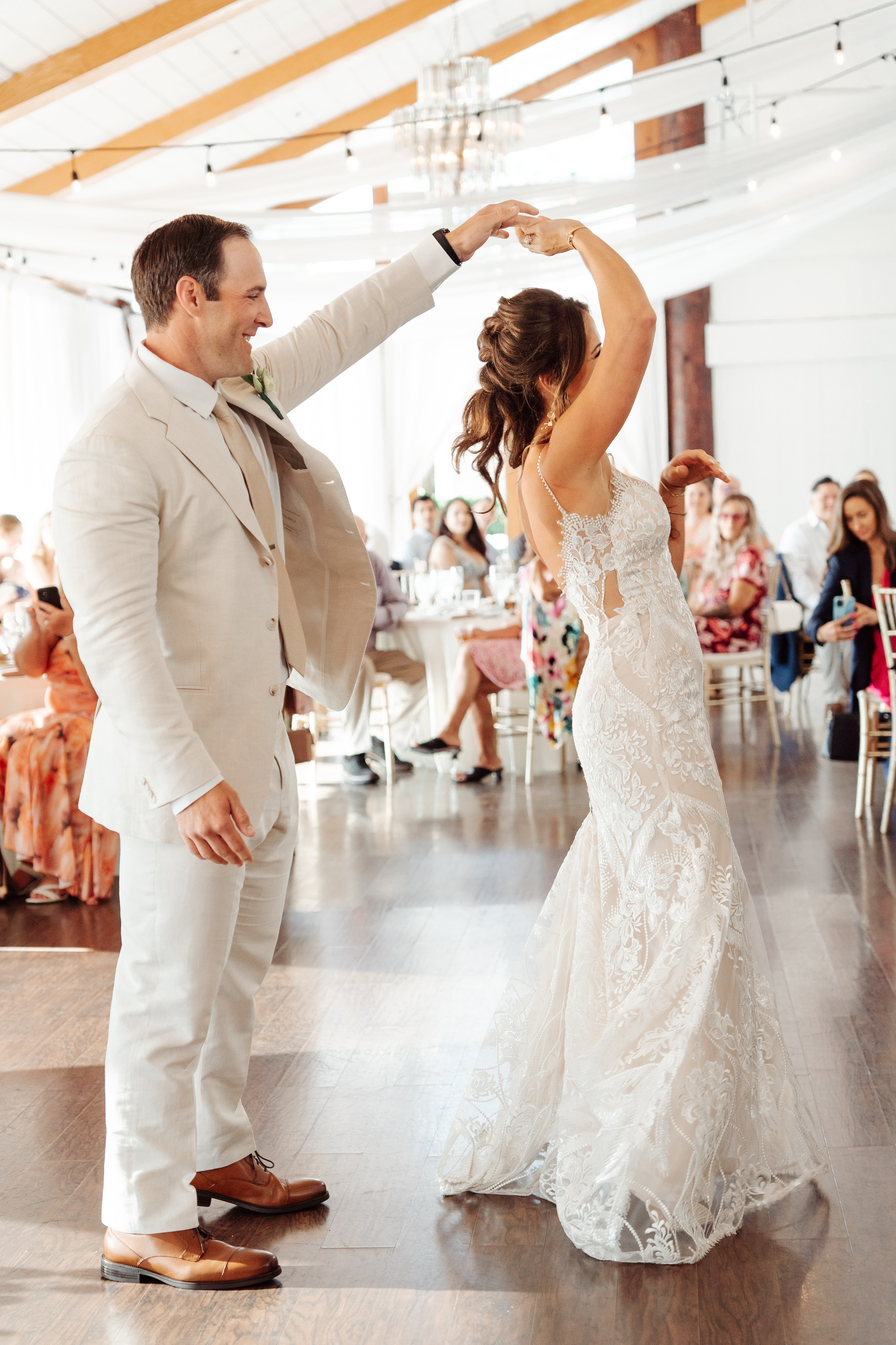 2025-08-16_BryanAmber. Ретушер Зенькевич Света