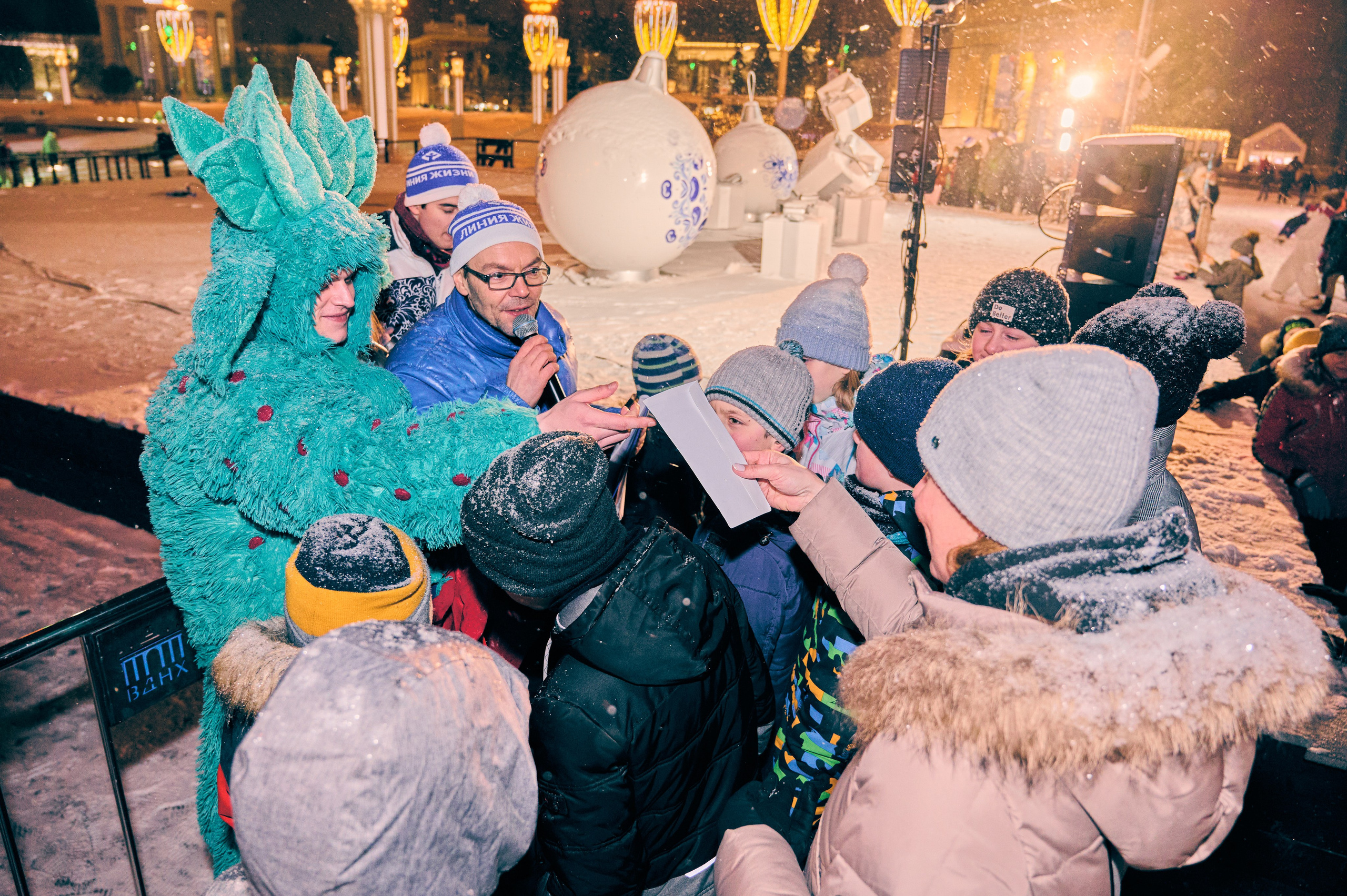 Линия жизни и Дед Мороз на ВДНХ. Никита Хохловский фото и видео продакшн