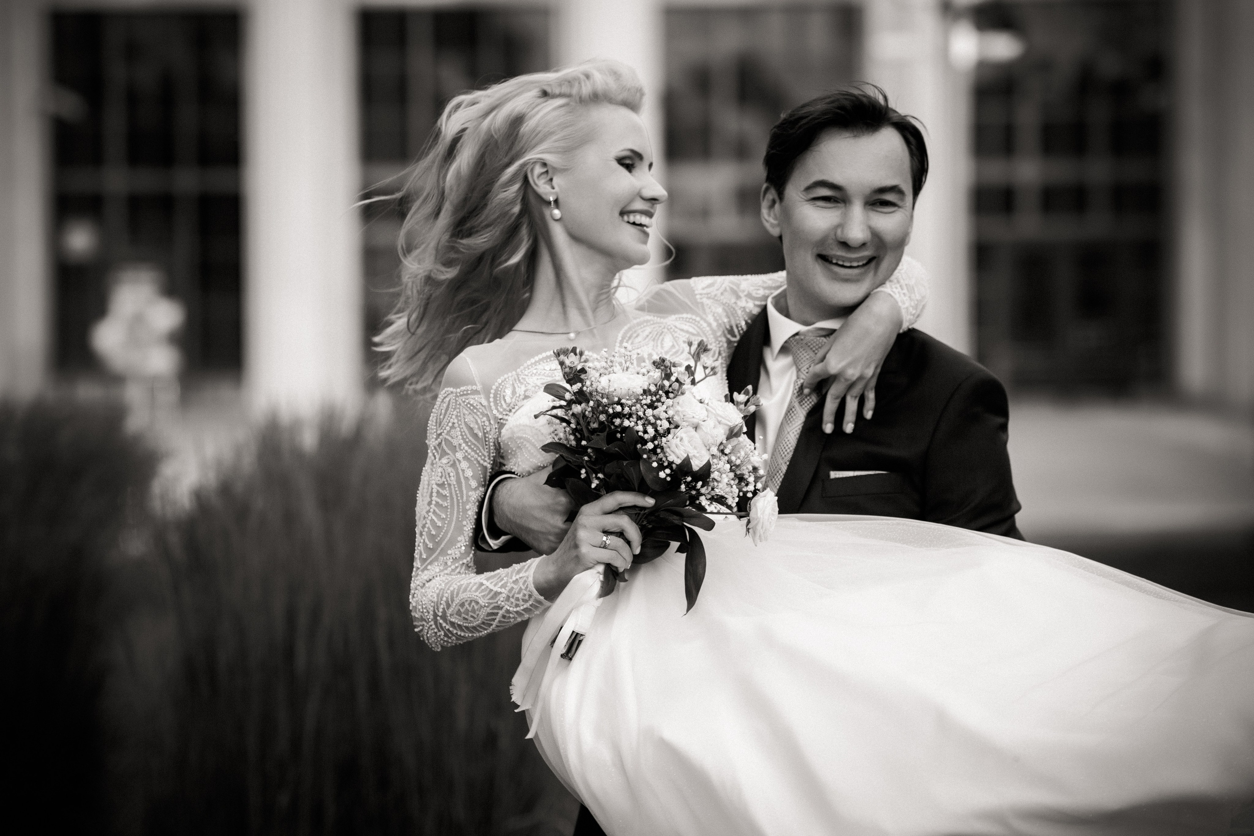 Свадебная фотосессия на ВДНХ. Свадебный и семейный фотограф в Москве и Подмосковье Лариса Козлова