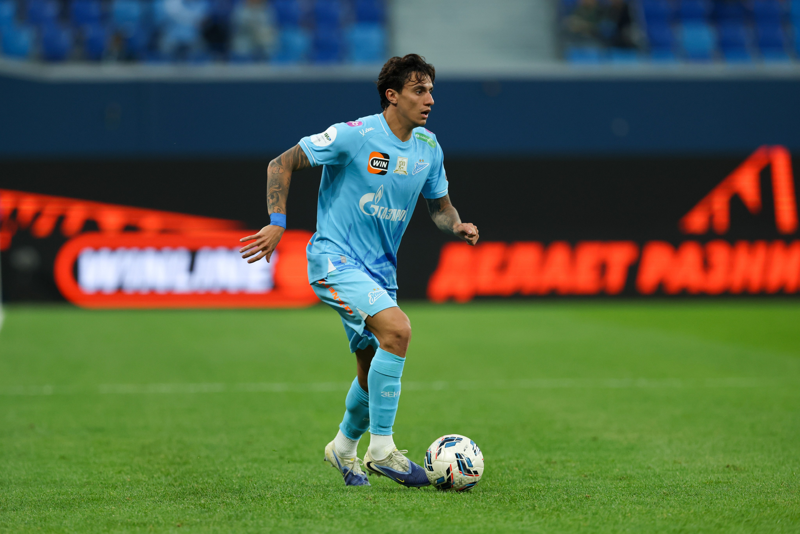 ФК «Зенит» — ФК «Динамо» Махачкала 23.08.2025. Спортивный и репортажный фотограф Антон Тереханов