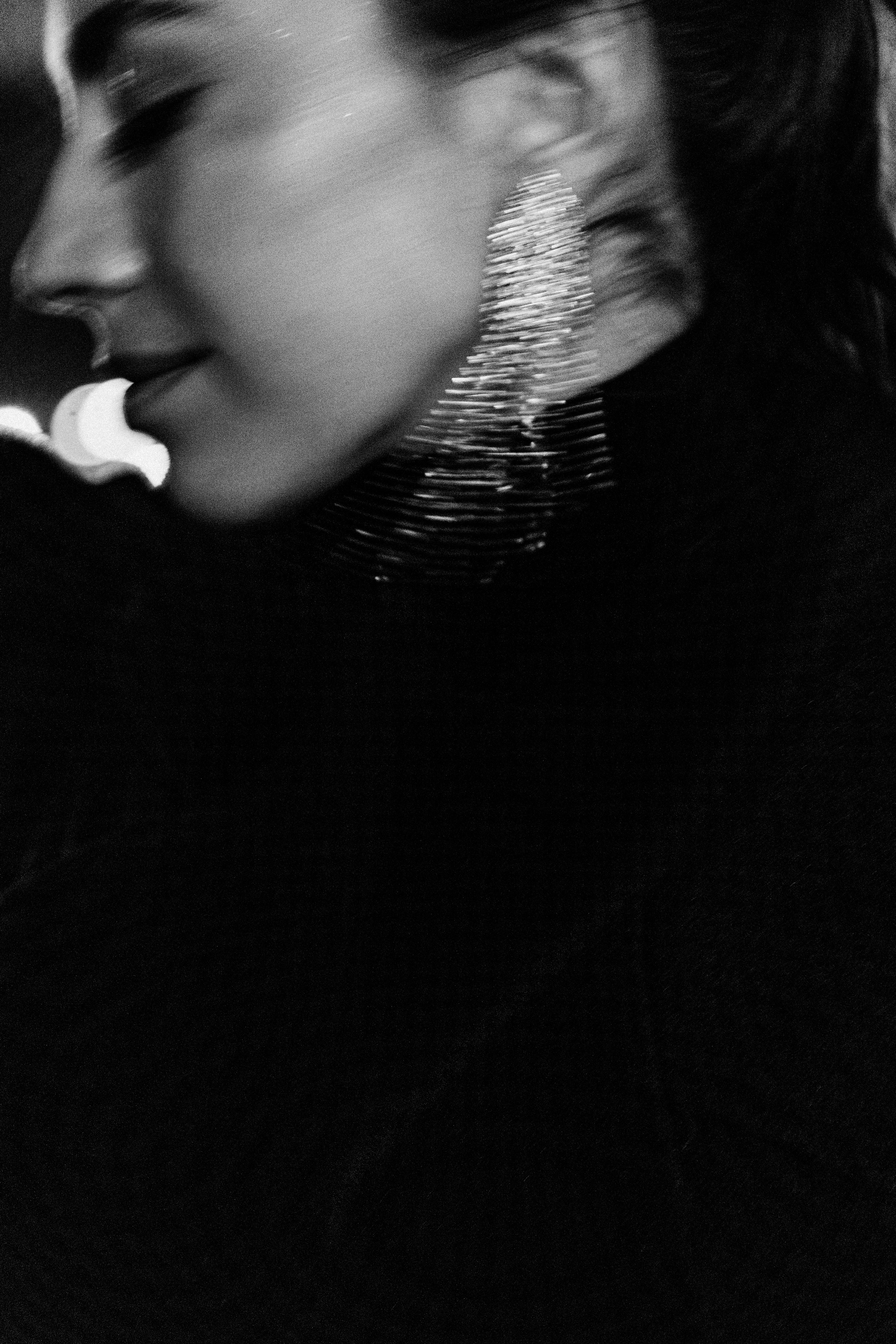 Ночной город. Фотограф в Париже