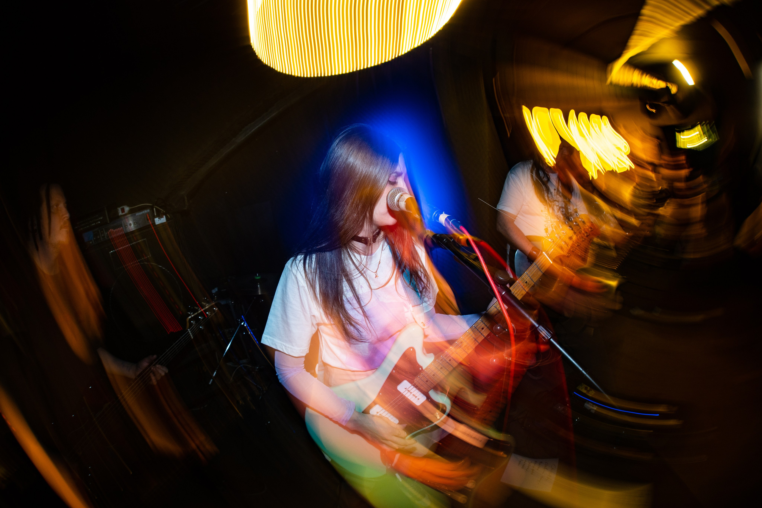 Сатива|Debaser. Концертный и репортажный фотограф в Санкт-Петербурге Слава Пахомов