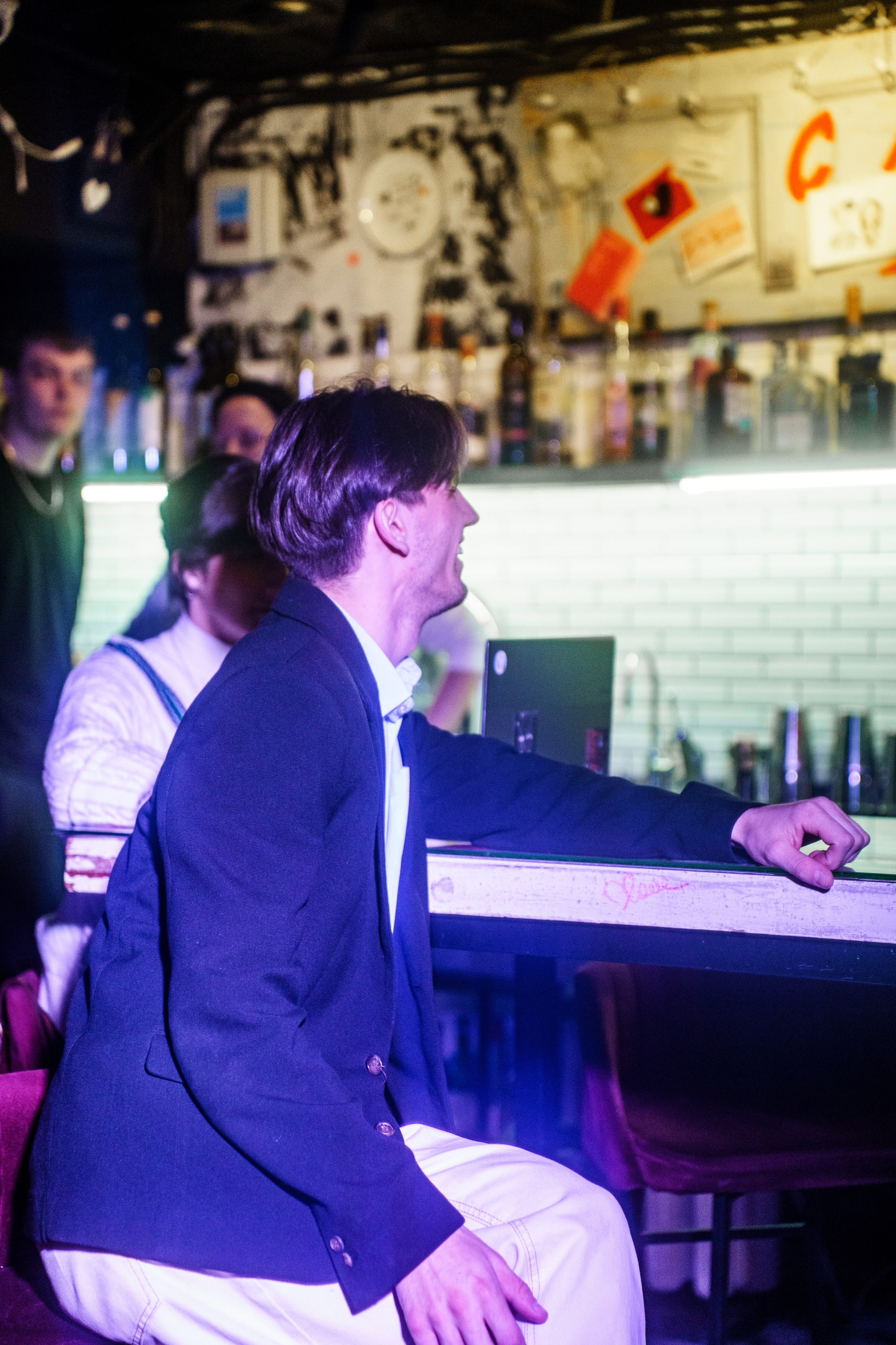 Проект «Поэзия за Углом». Театральная постановка. Бар разбитых сердец. Концертный и репортажный фотограф в Санкт-Петербурге Слава Пахомов