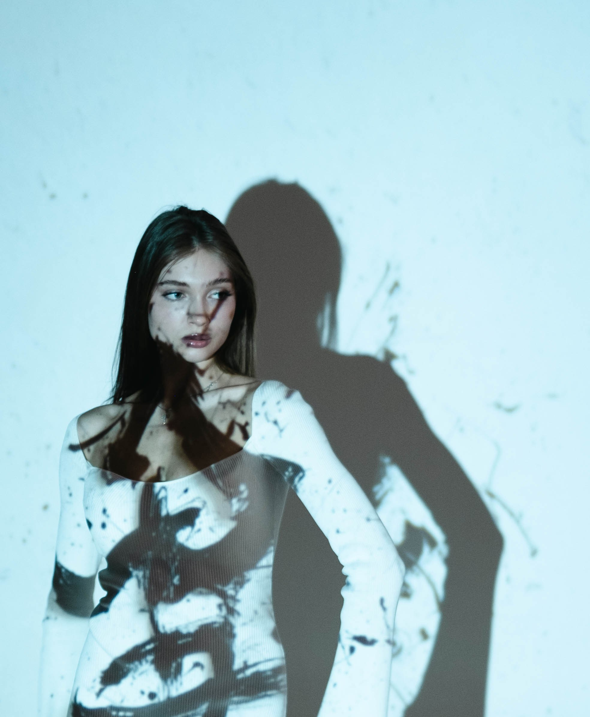 Проектор 16.03.25. Студийный, портретный, семейный фотограф Южно-Сахалинска Яна Радаева