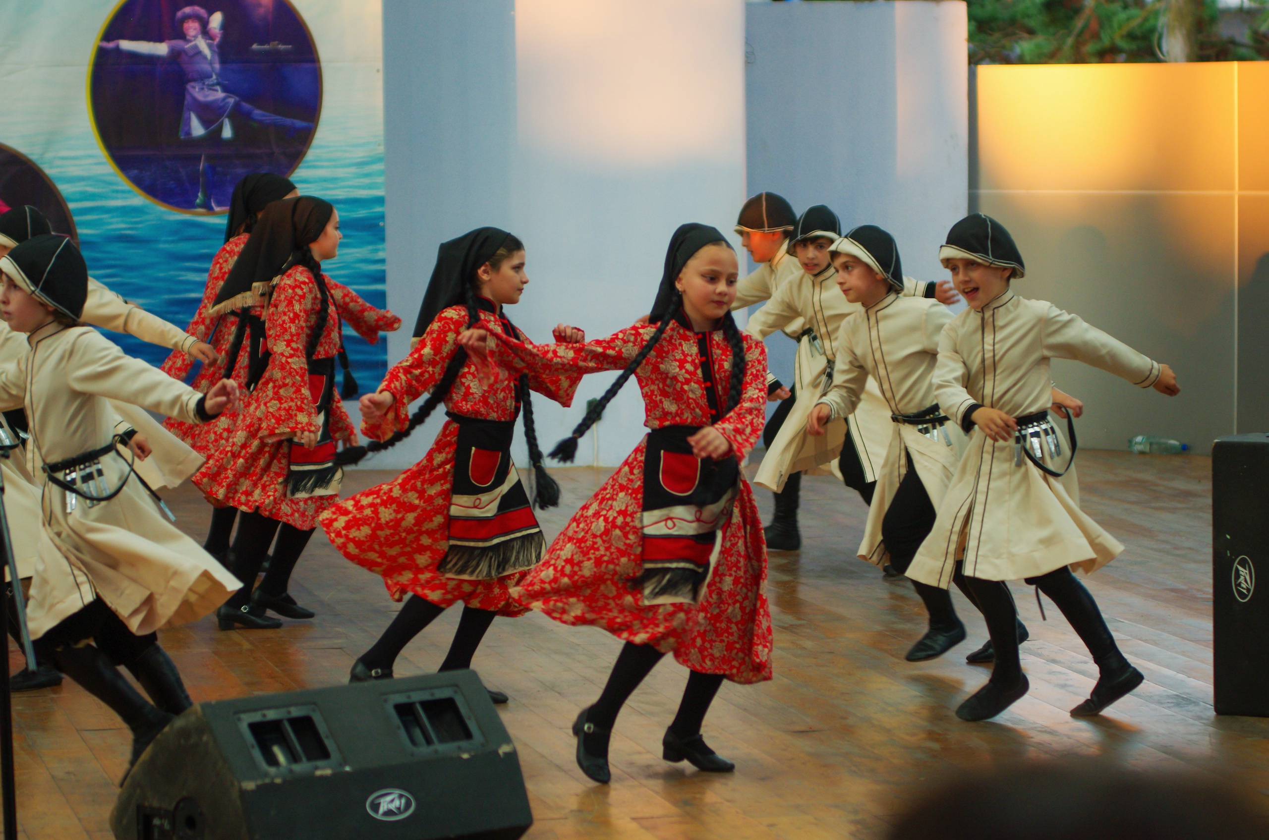 Кабулети Танцы. Портретный фотограф Денис Милютин