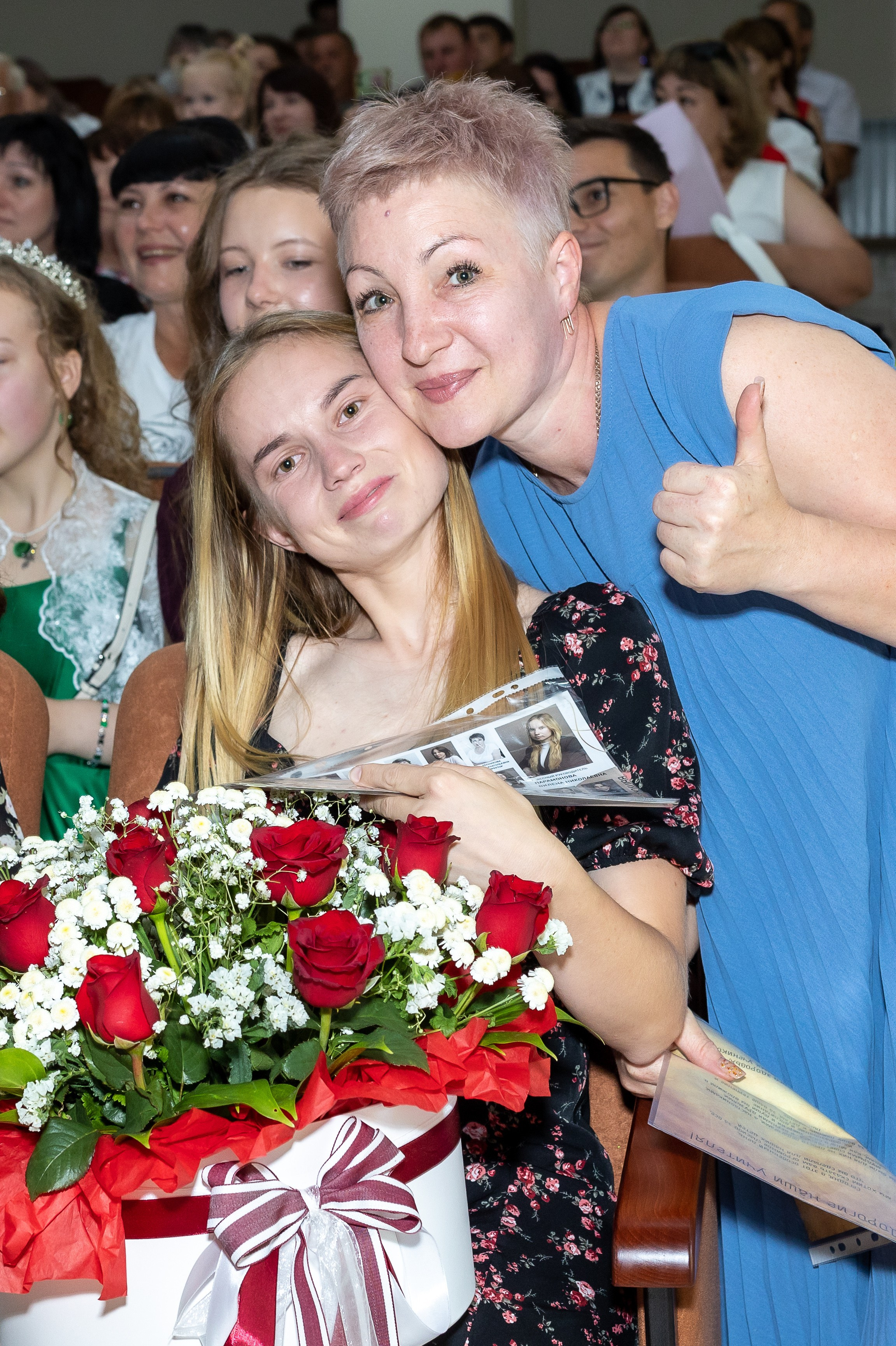 Вручение аттестата 2025. Выпускные альбомы Майкоп, Краснодар Елена Золотарева