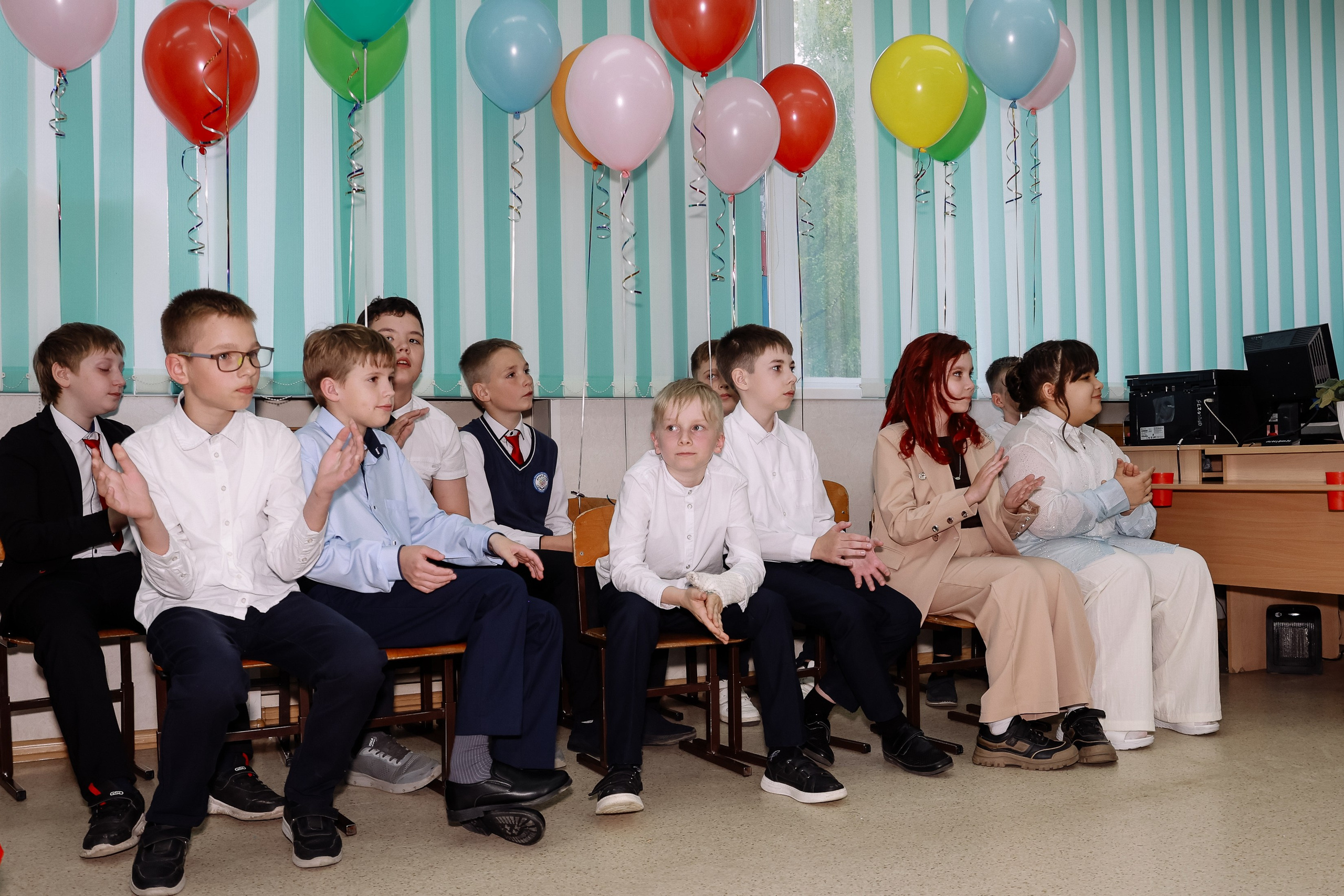 Прощай начальная школа 4б Лицей 28. Фотограф Юлия Мальцева
