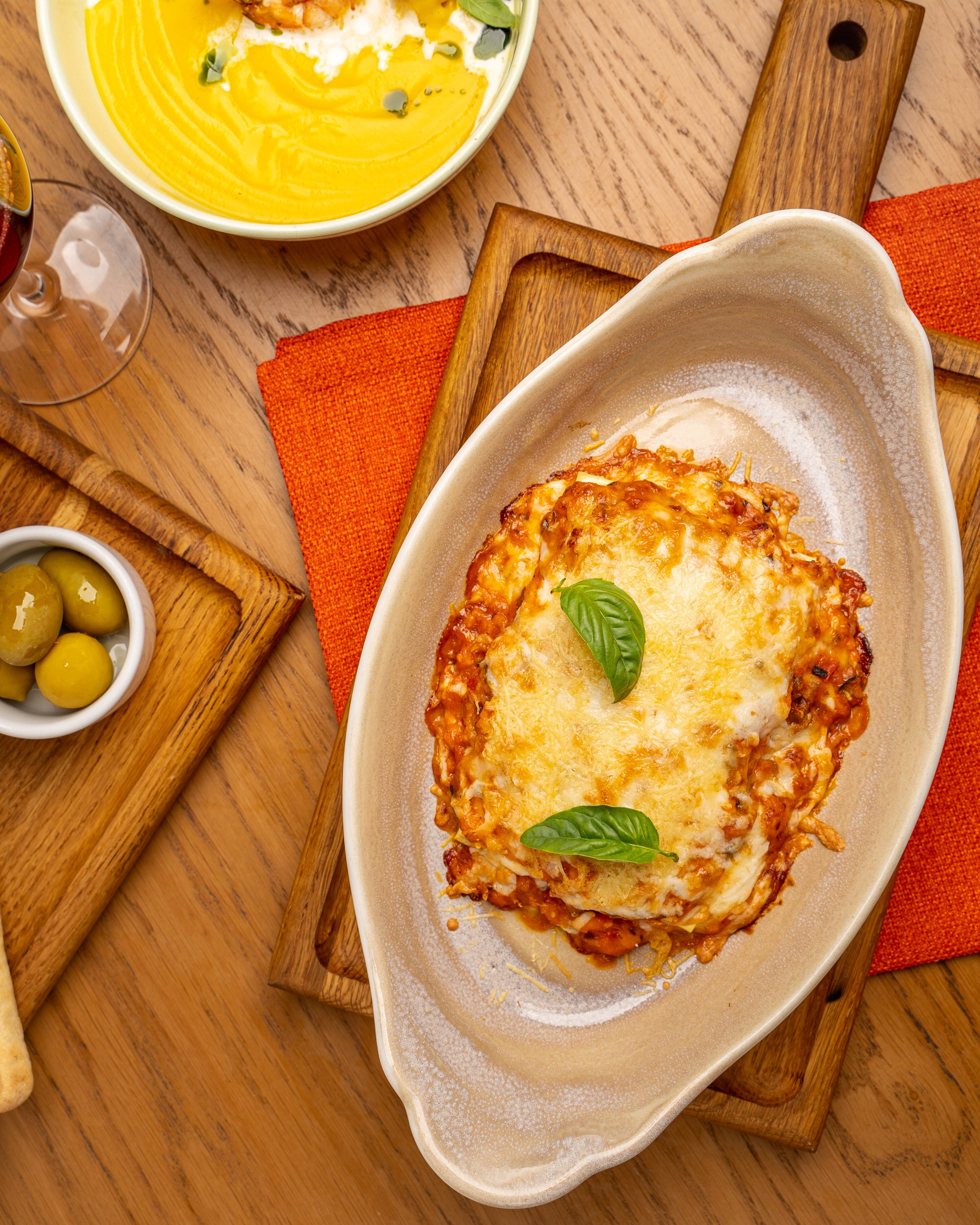 Фуд-фотограф в Самаре — съёмка блюд и напитков для меню ресторанов Профессиональная фуд-съёмка в Самаре — фотограф еды для кафе и гастробаров Съёмка еды для меню и соцсетей — food photographer Samara Фотограф еды в Самаре — предметная съёмка блюд для ресторанов и брендов Фуд-фотосессия в студии Самары — стильная съёмка блюд