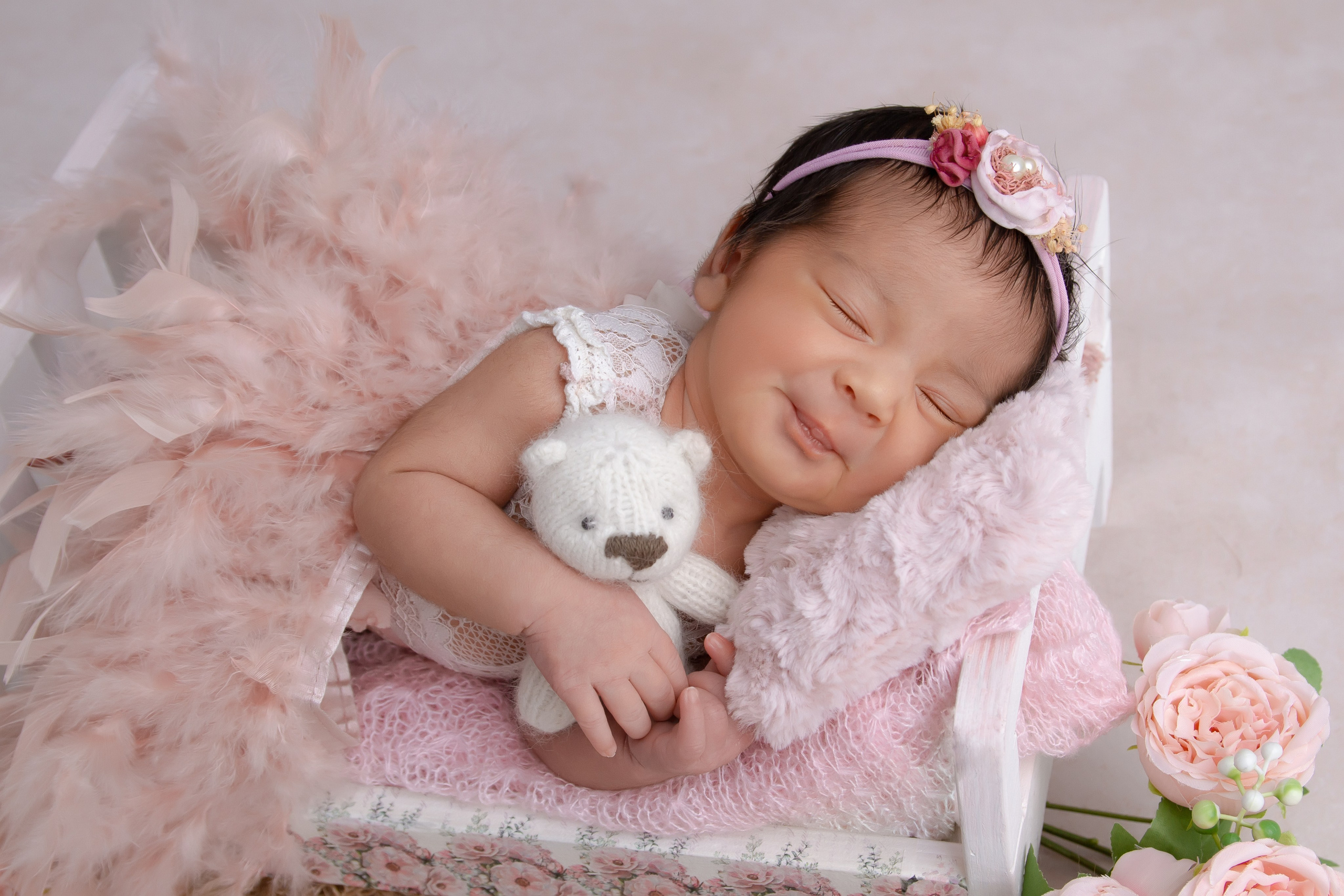 Портфолио. Самая первая фотосессия малыша! Профессиональная съемка новорожденных Newborn в Москве и МО!