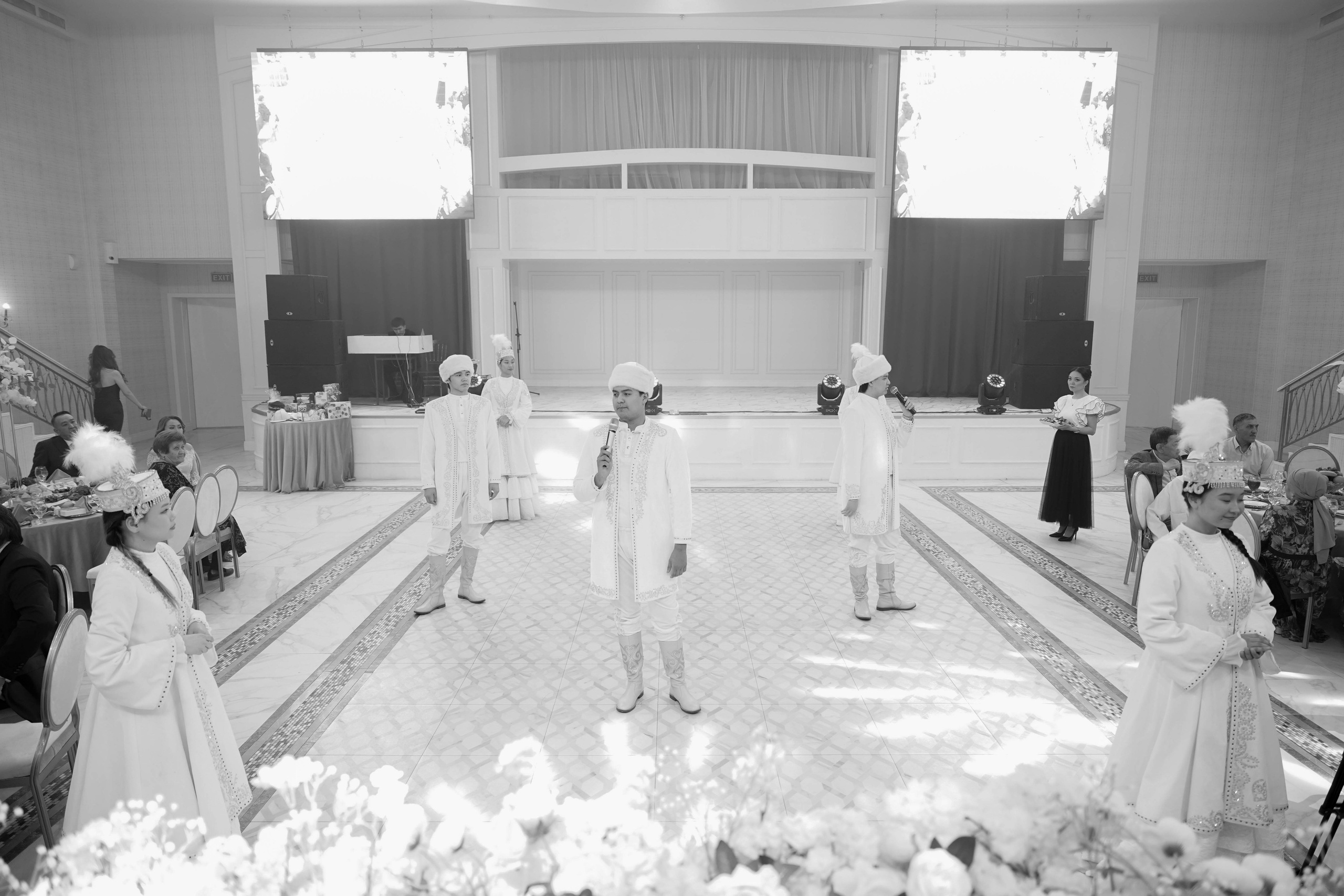 Dana uzatu. Фотограф Ернар Ержанов