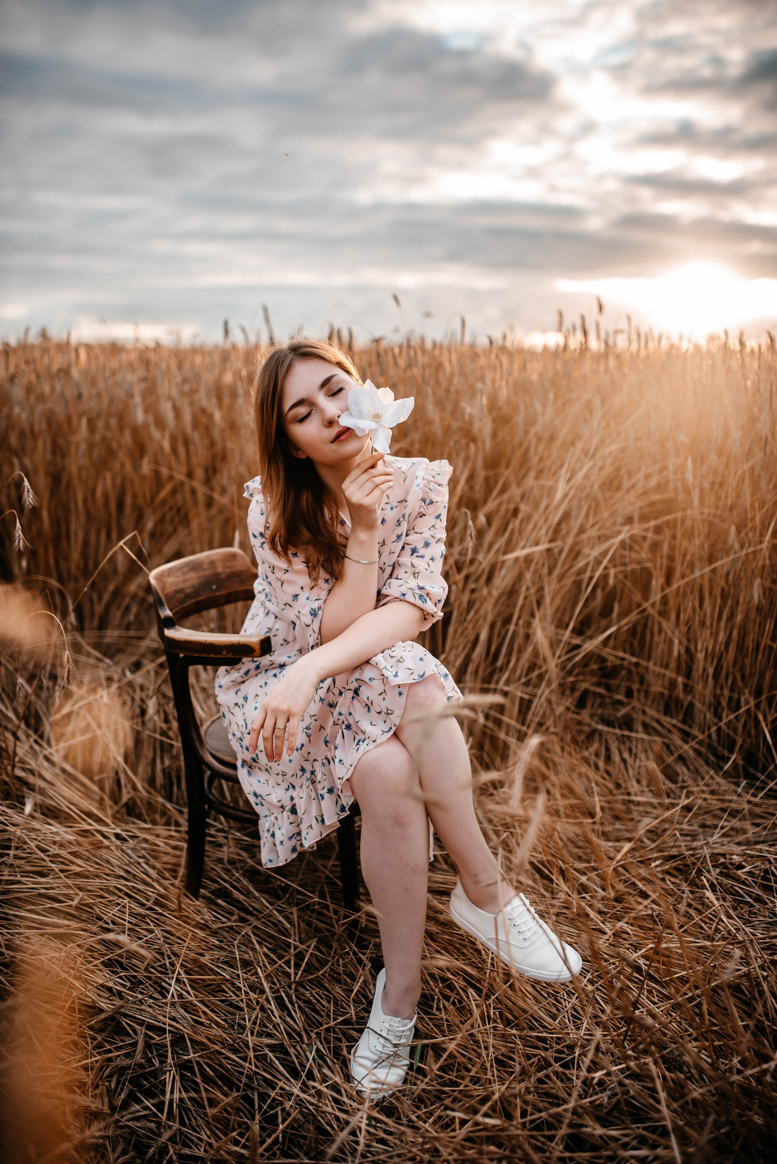 Маша, лето, закат. Главная