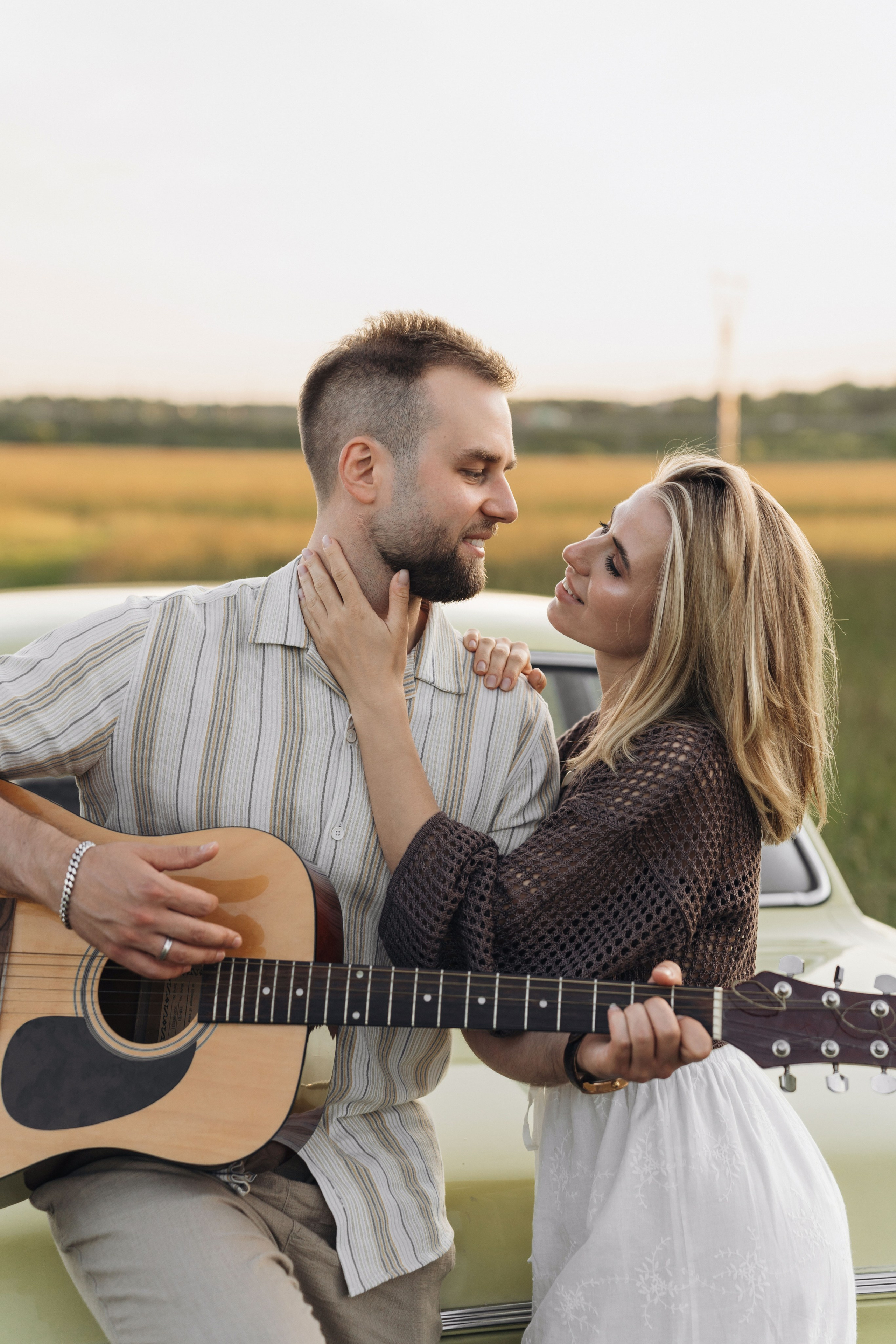 На машине загород. Ваш фотограф Вика Артемова